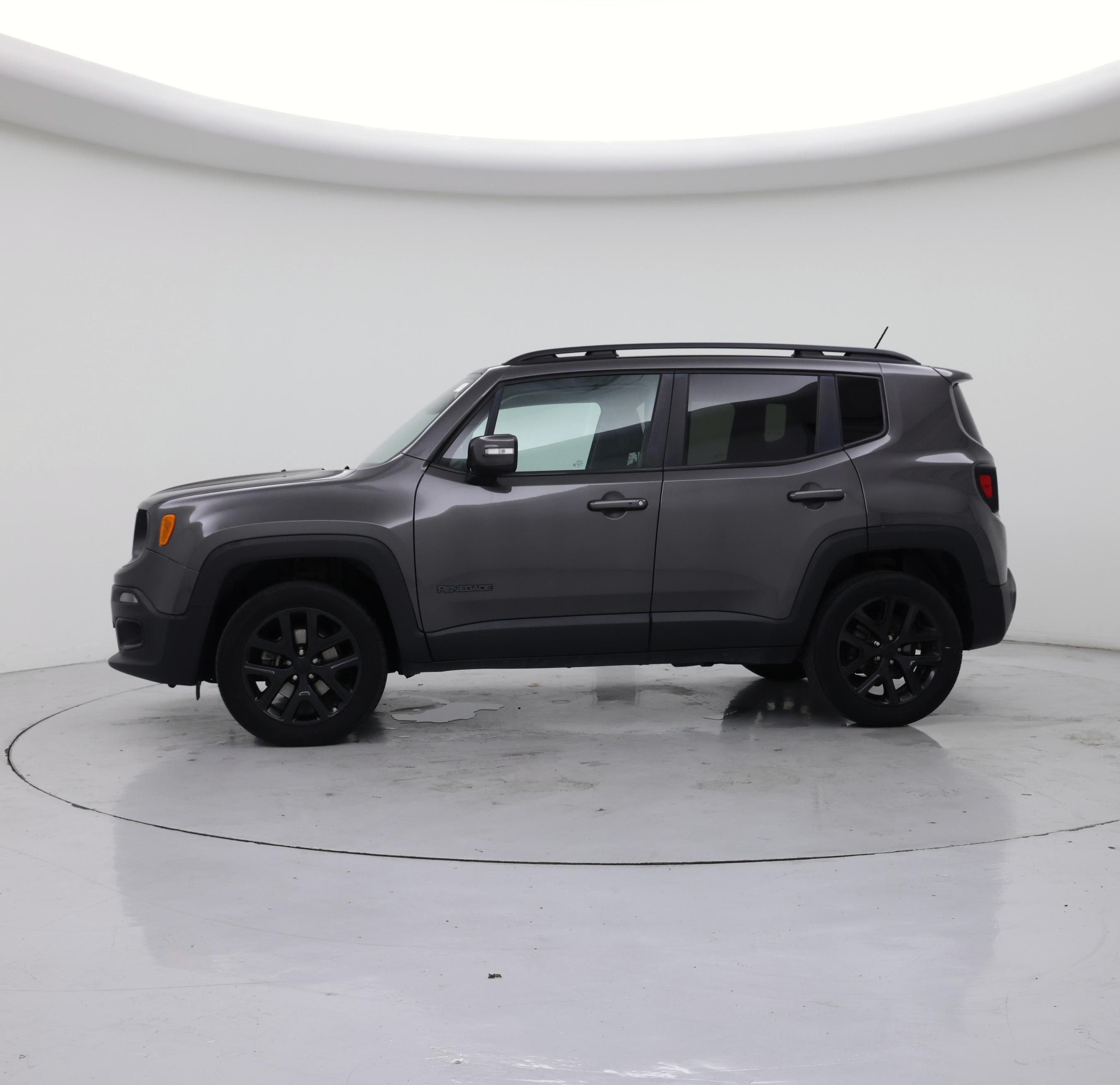 Thumbnail: 2017 Jeep Renegade - 3