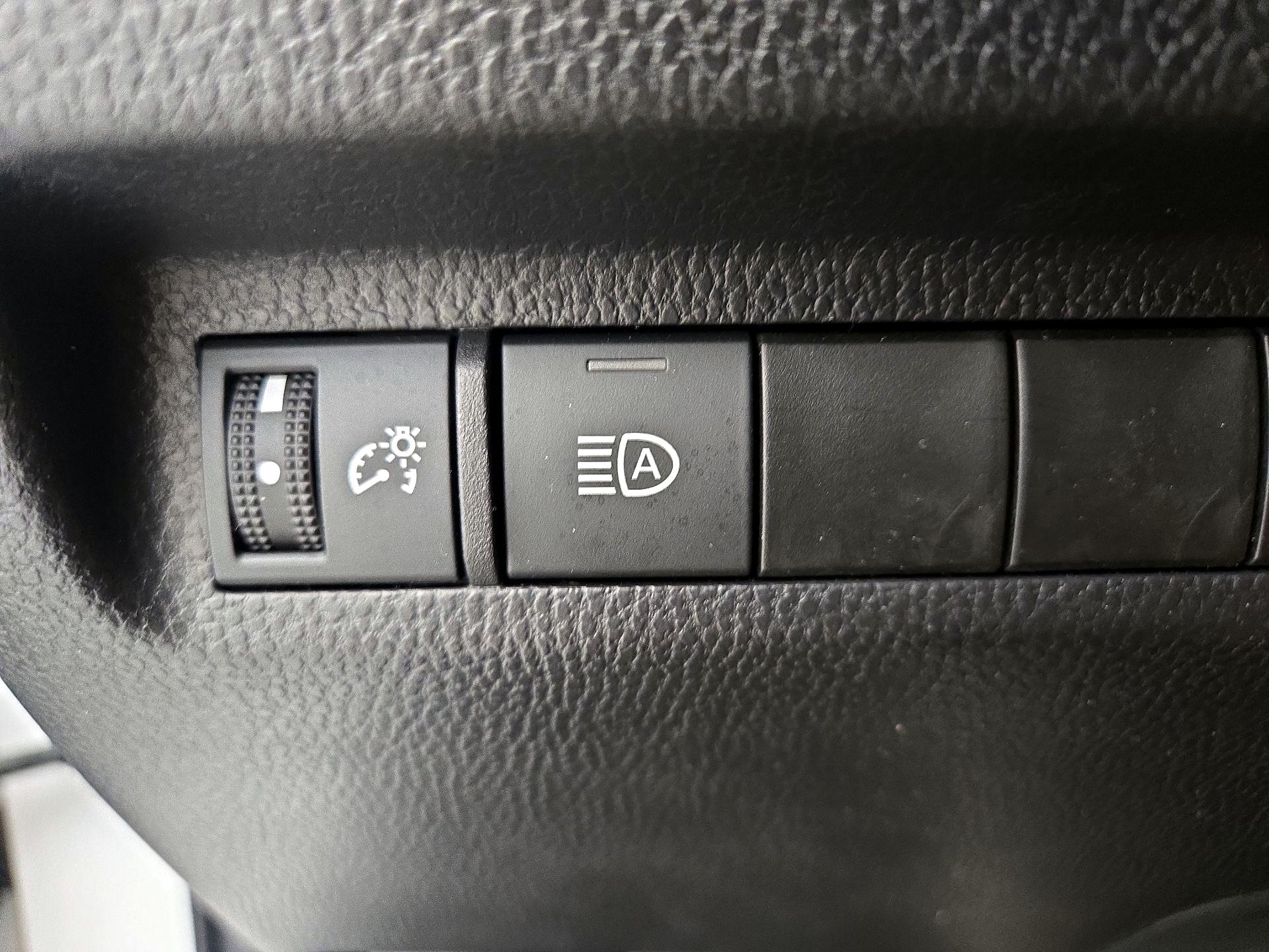 Thumbnail: 2025 Toyota RAV4 - 13