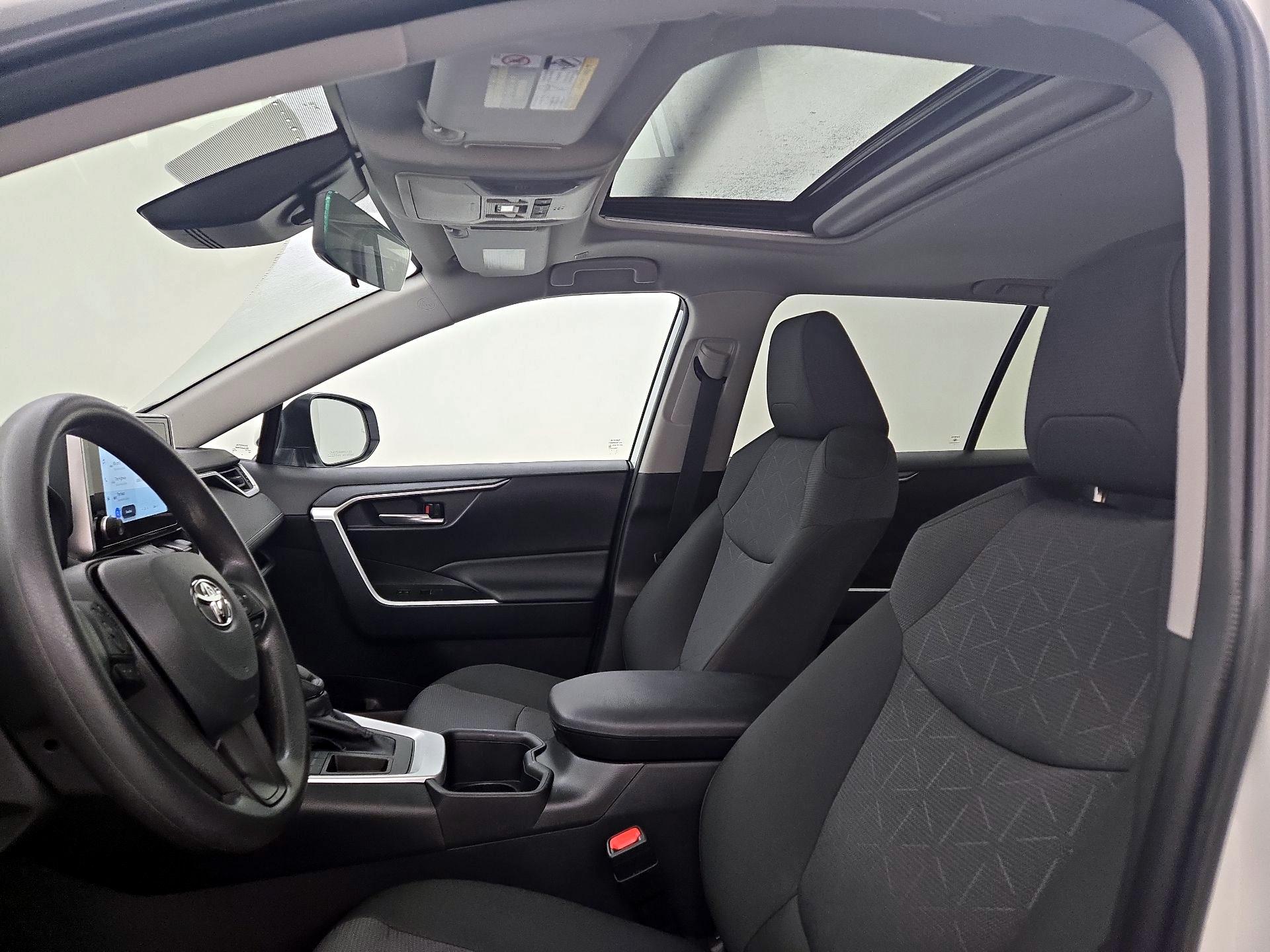 Thumbnail: 2025 Toyota RAV4 - 19