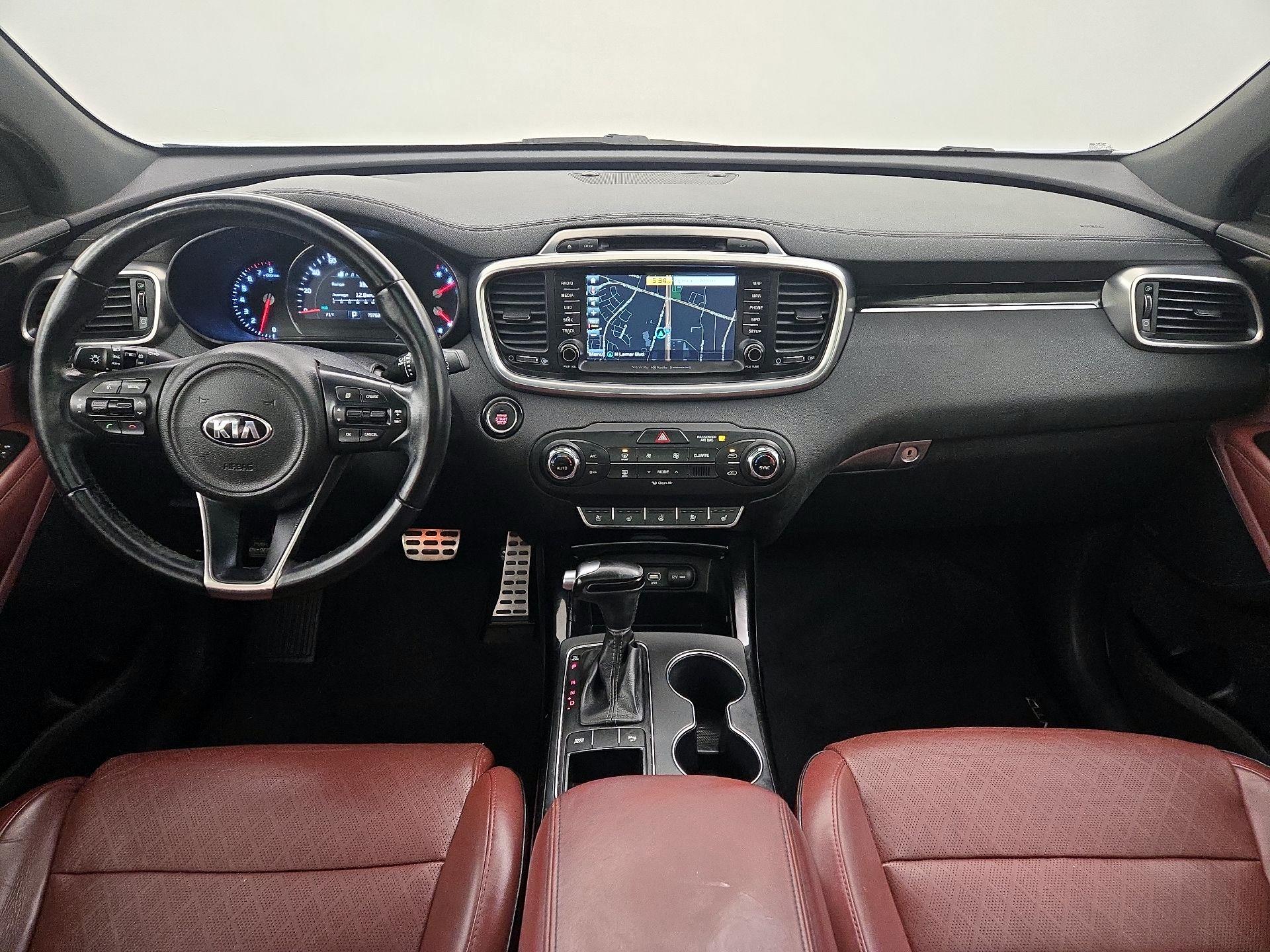 Thumbnail: 2016 Kia Sorento - 9