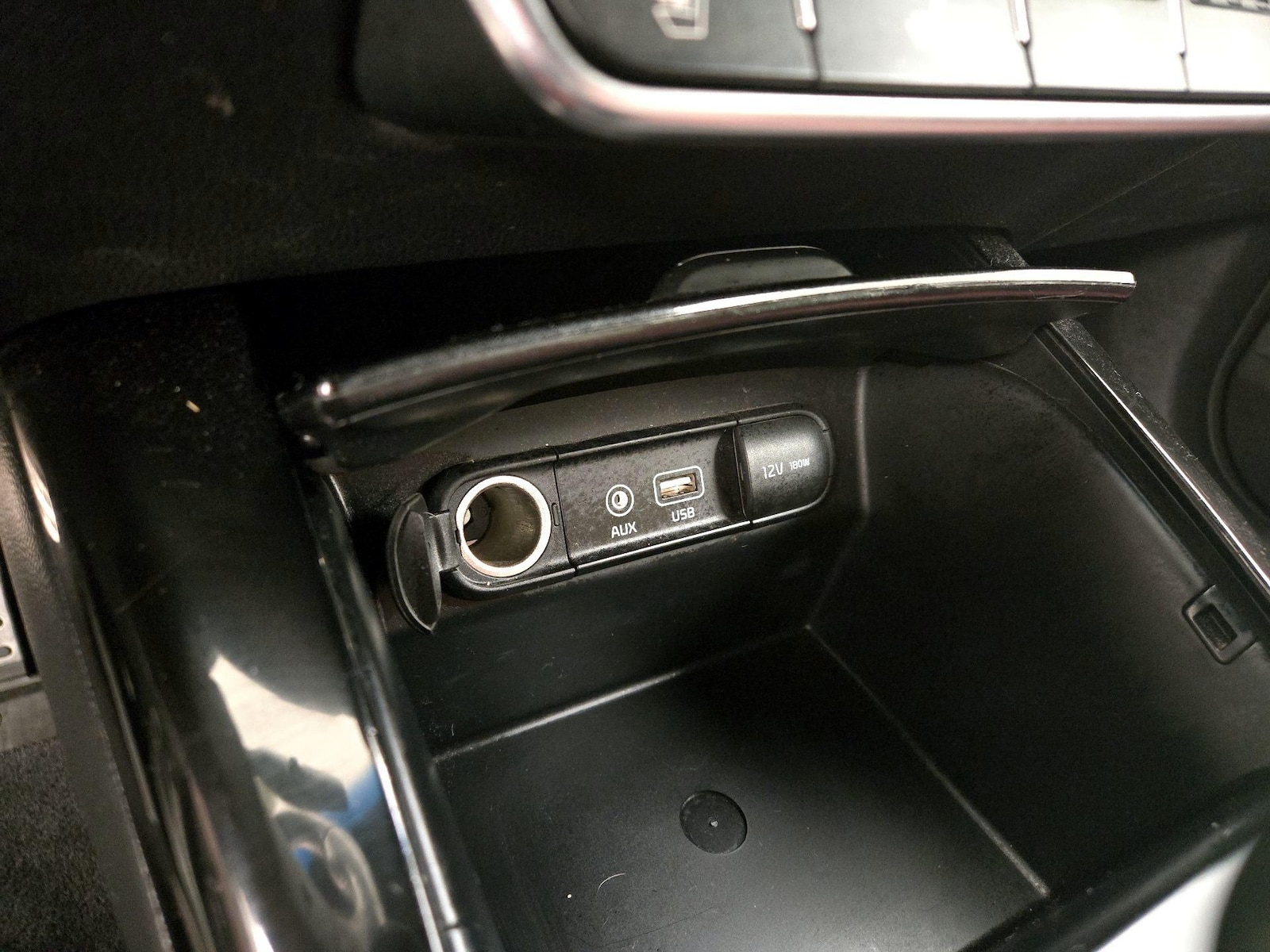 2016 Kia Sorento Limited - Photo 20