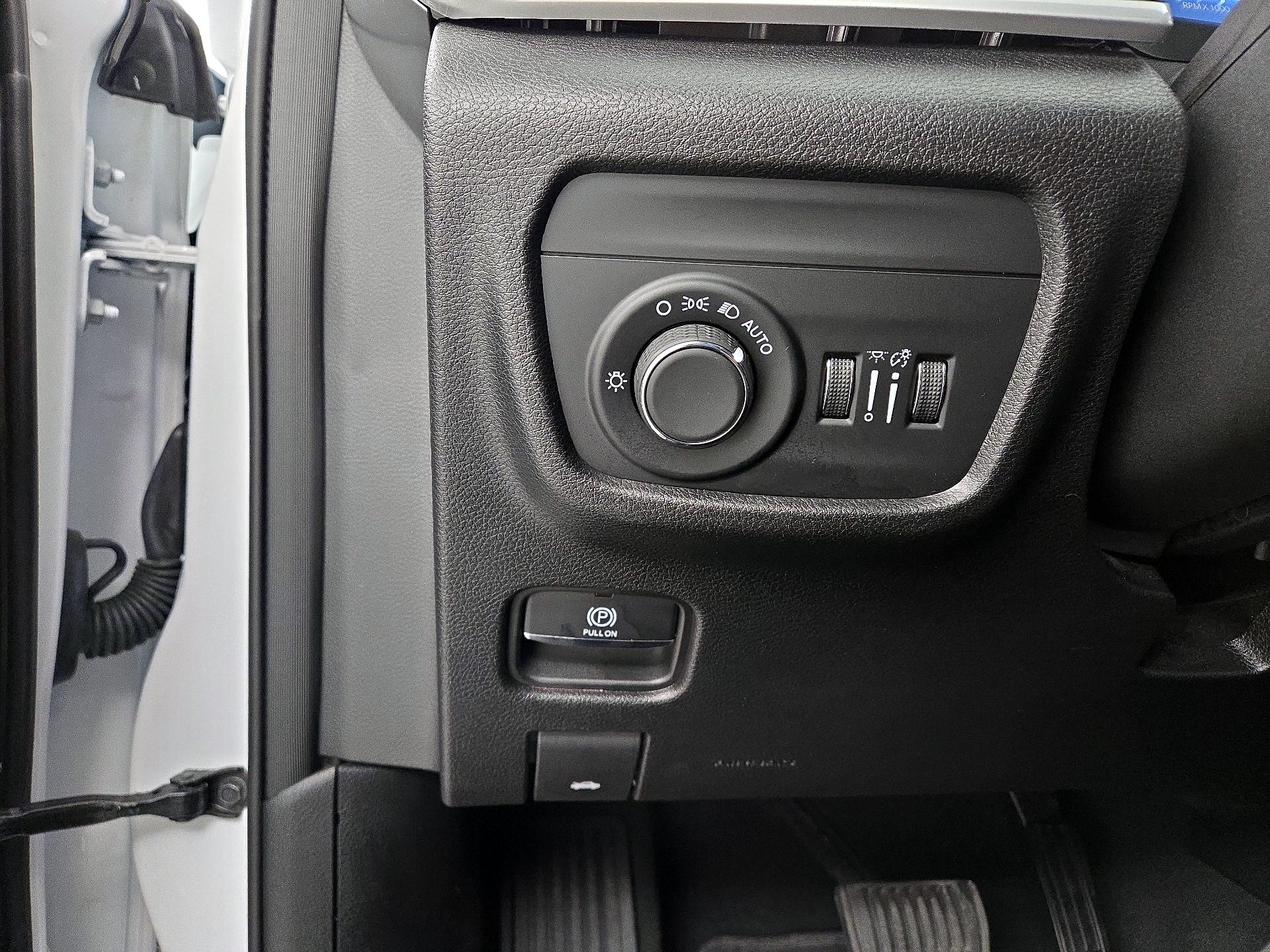 Thumbnail: 2023 Jeep Grand Cherokee - 13