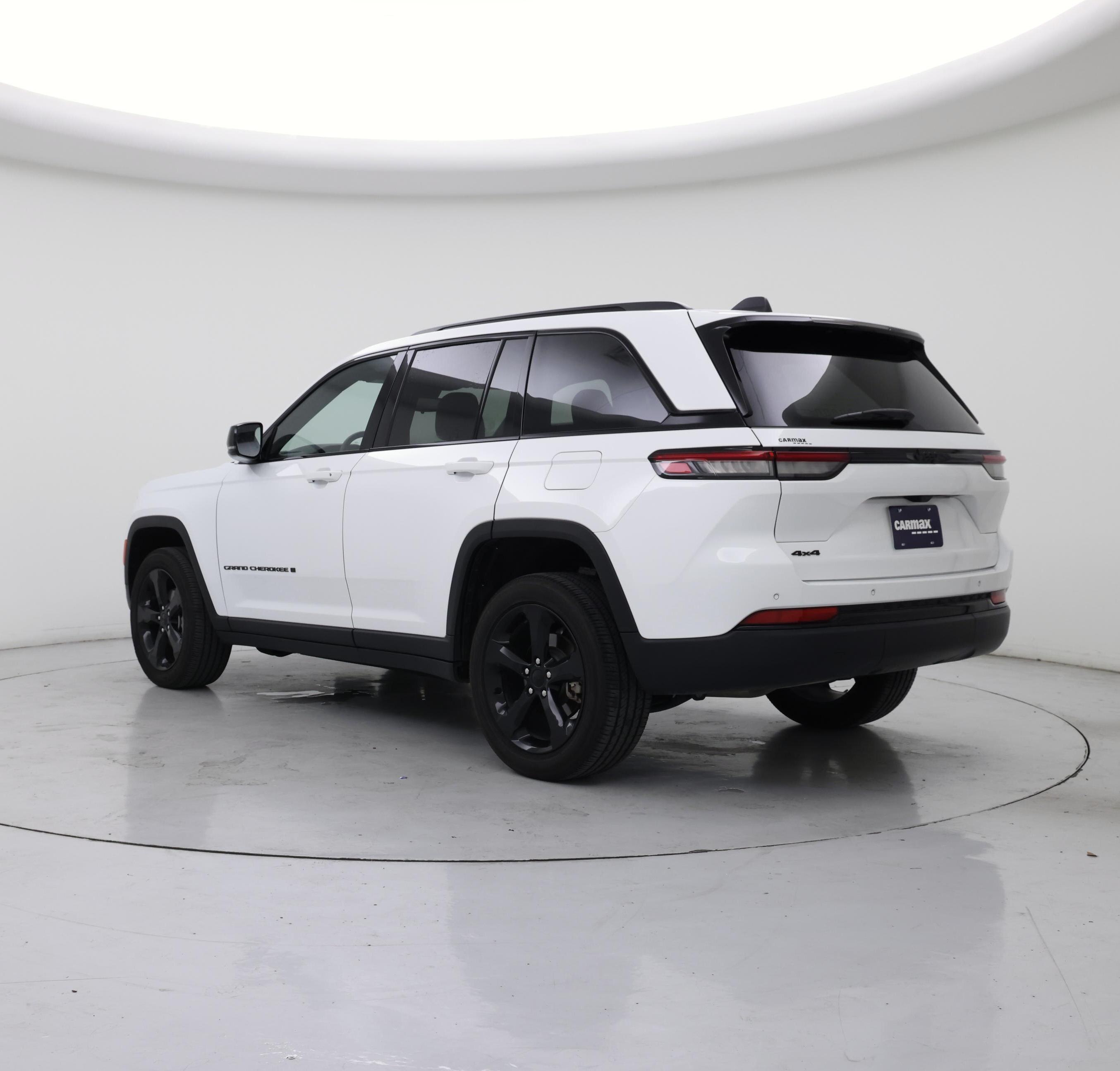 Thumbnail: 2023 Jeep Grand Cherokee - 2