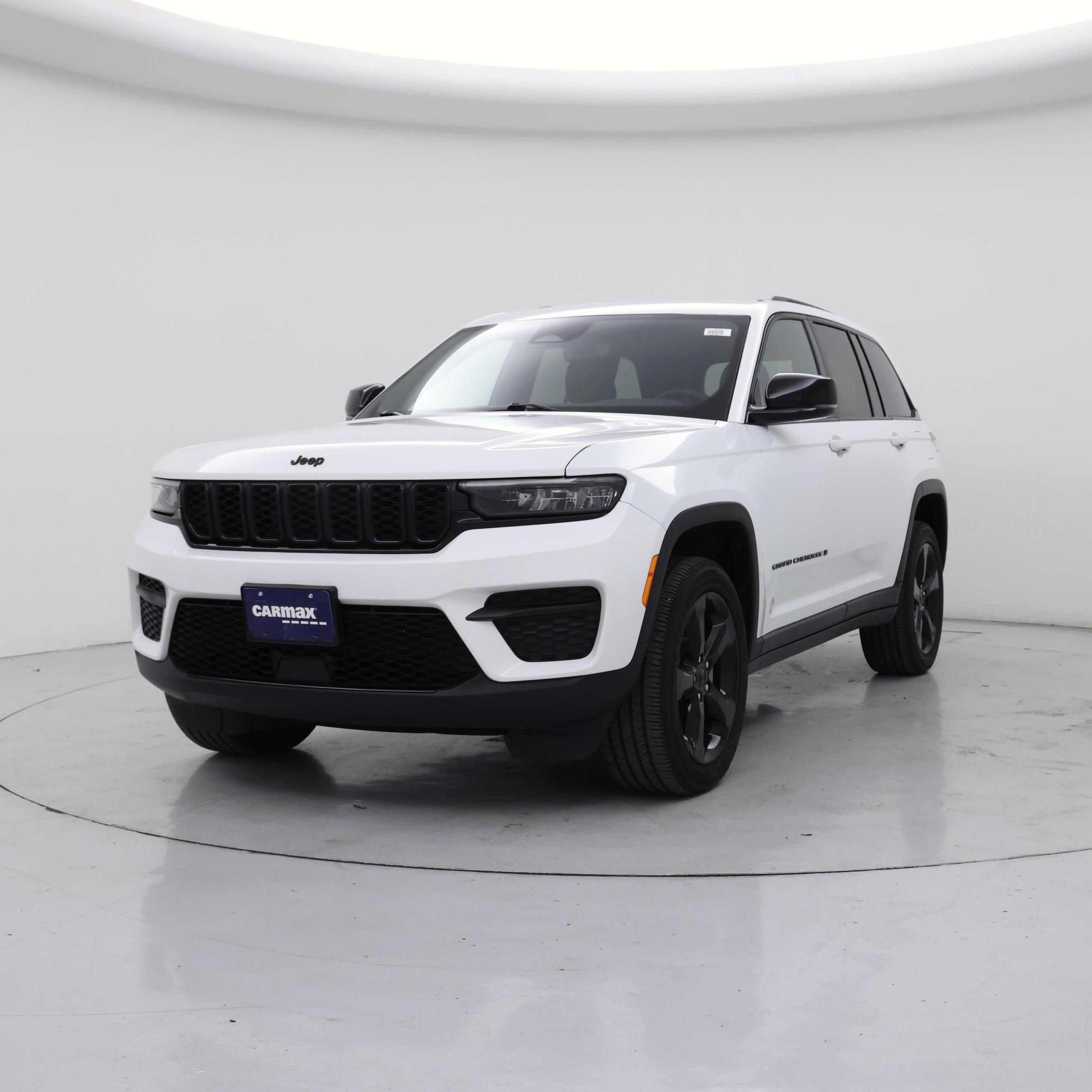 Thumbnail: 2023 Jeep Grand Cherokee - 4