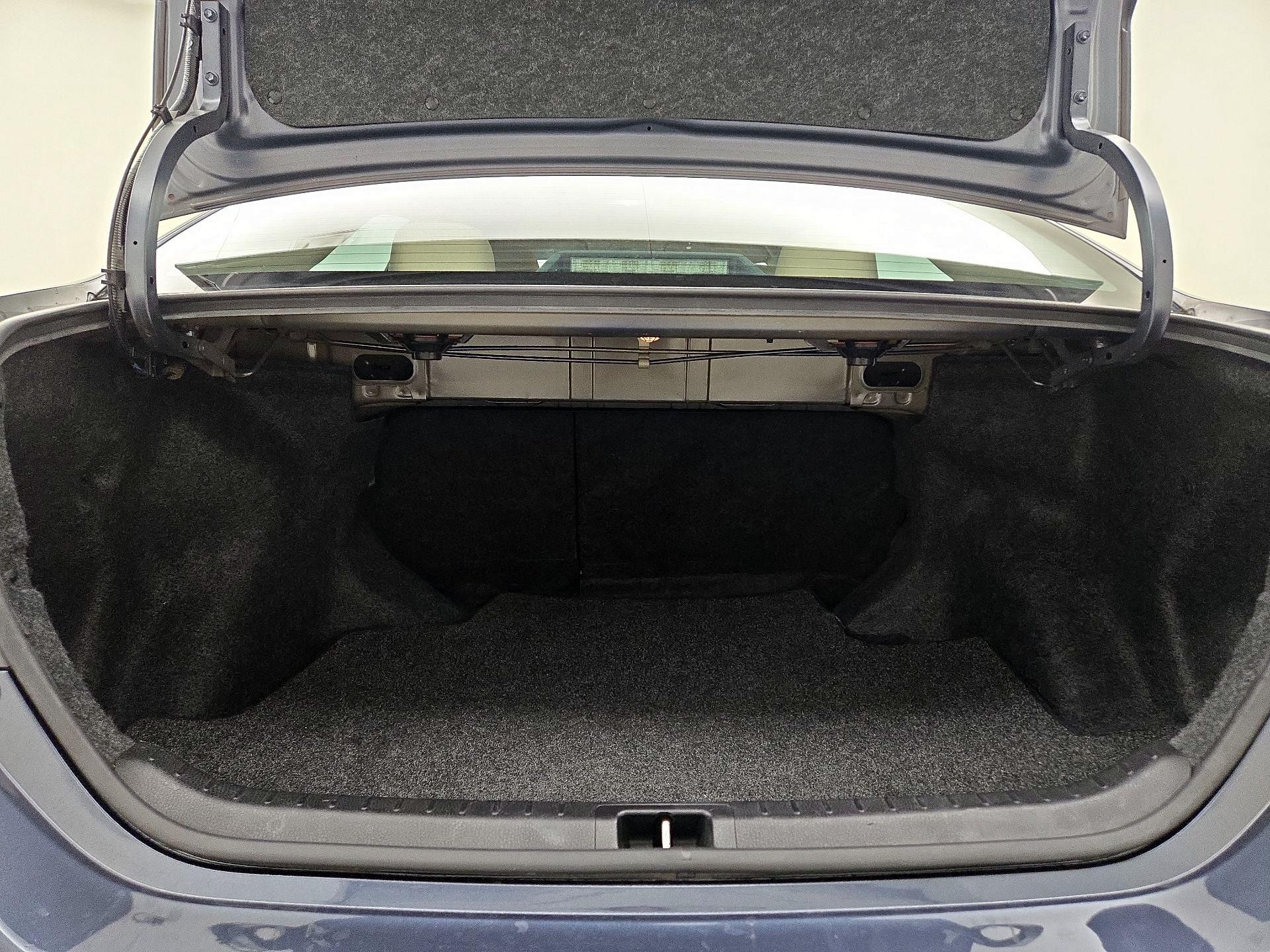 Thumbnail: 2014 Toyota Corolla - 20