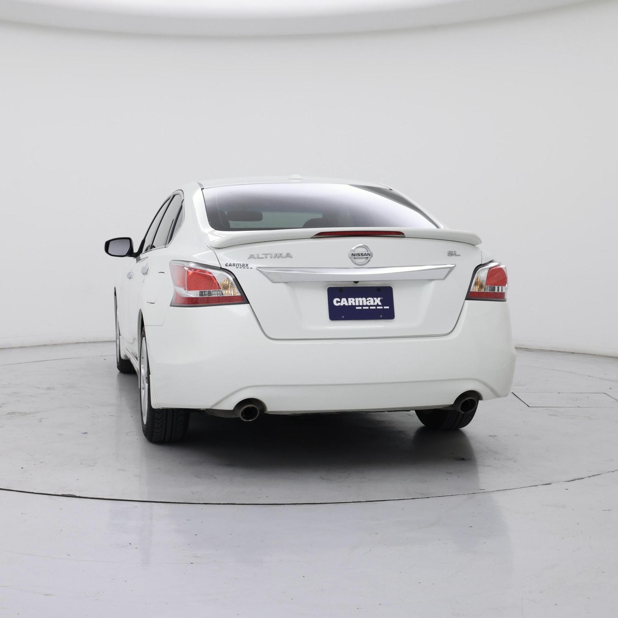 Thumbnail: 2015 Nissan Altima - 6