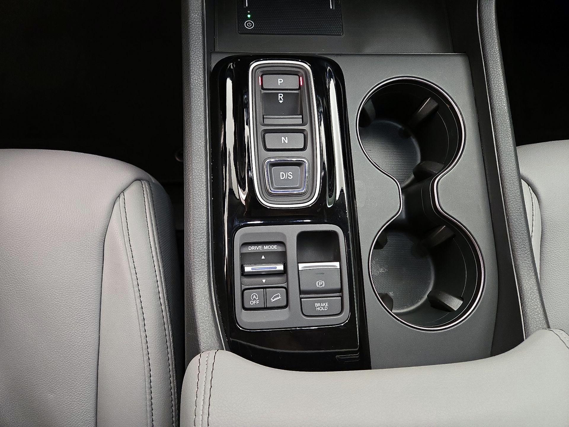 Thumbnail: 2024 Honda Pilot - 17