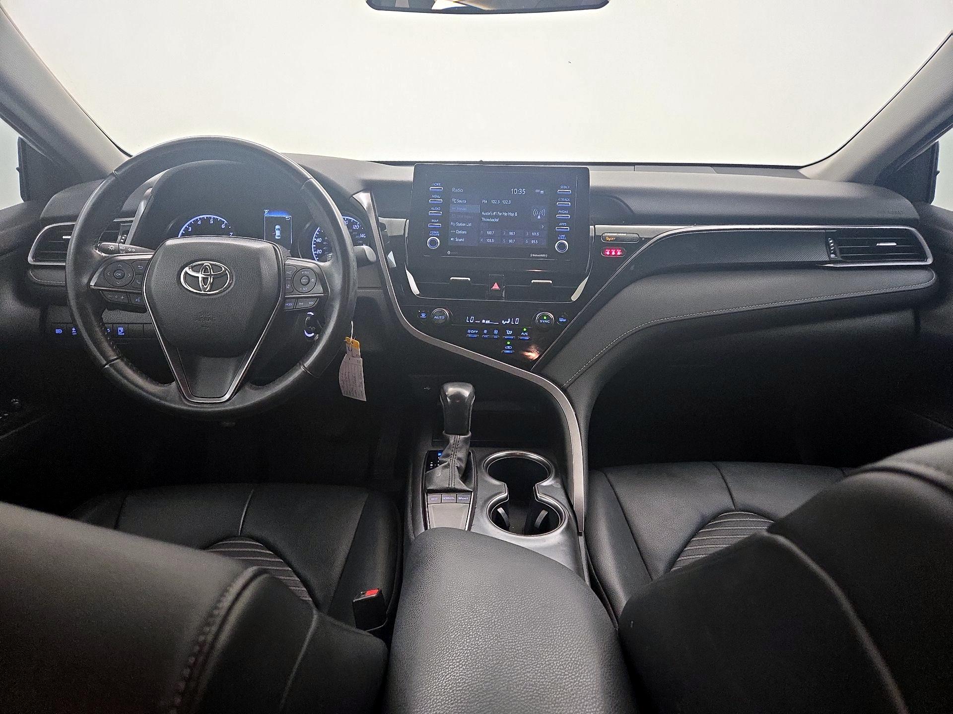 Thumbnail: 2022 Toyota Camry - 9