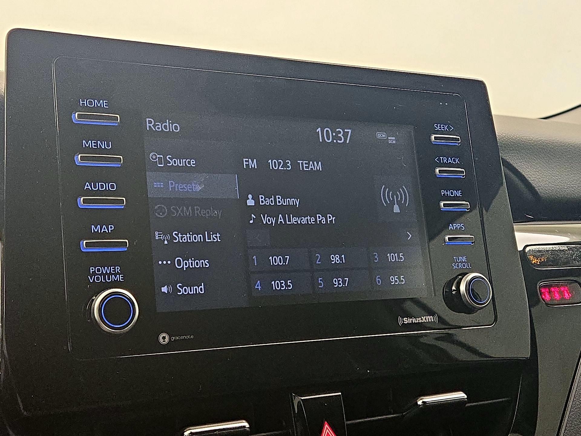 Thumbnail: 2022 Toyota Camry - 15