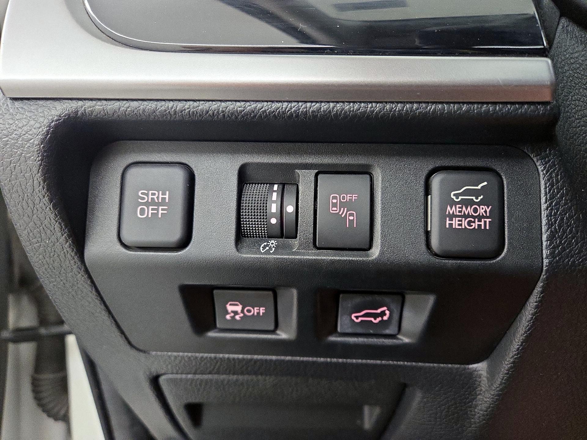 Thumbnail: 2017 Subaru Forester - 13