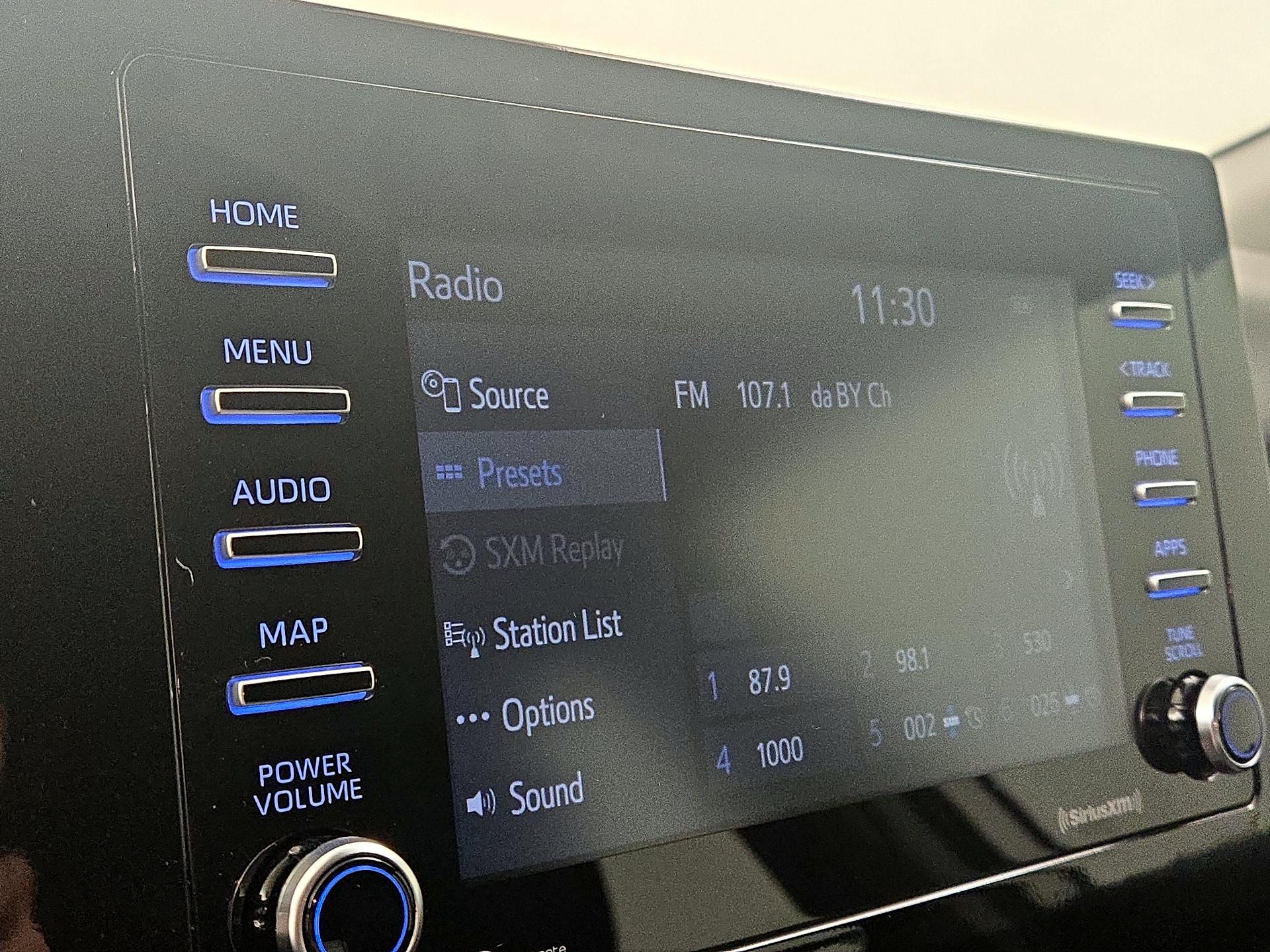 Thumbnail: 2023 Toyota Camry - 15