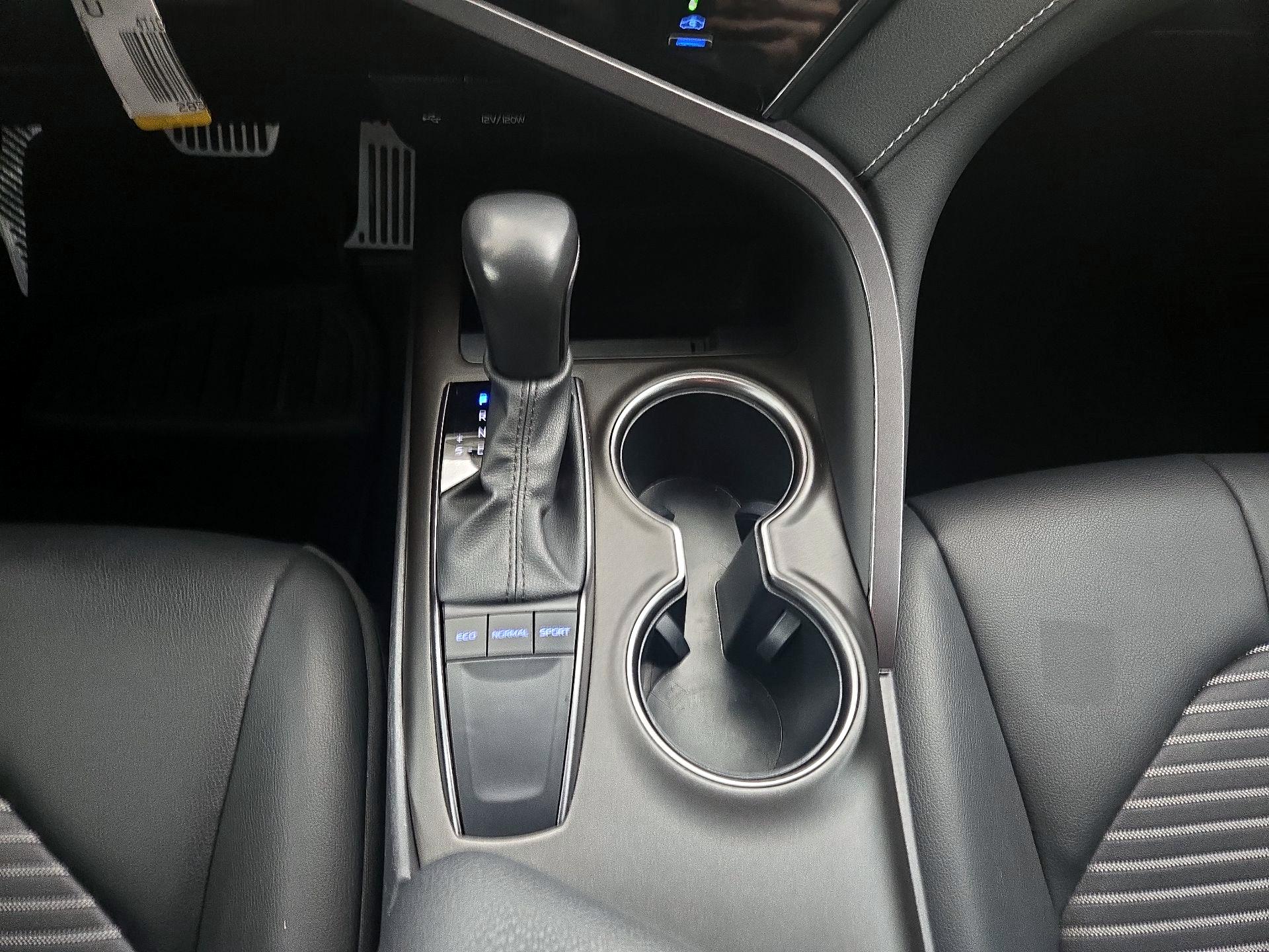 Thumbnail: 2023 Toyota Camry - 17