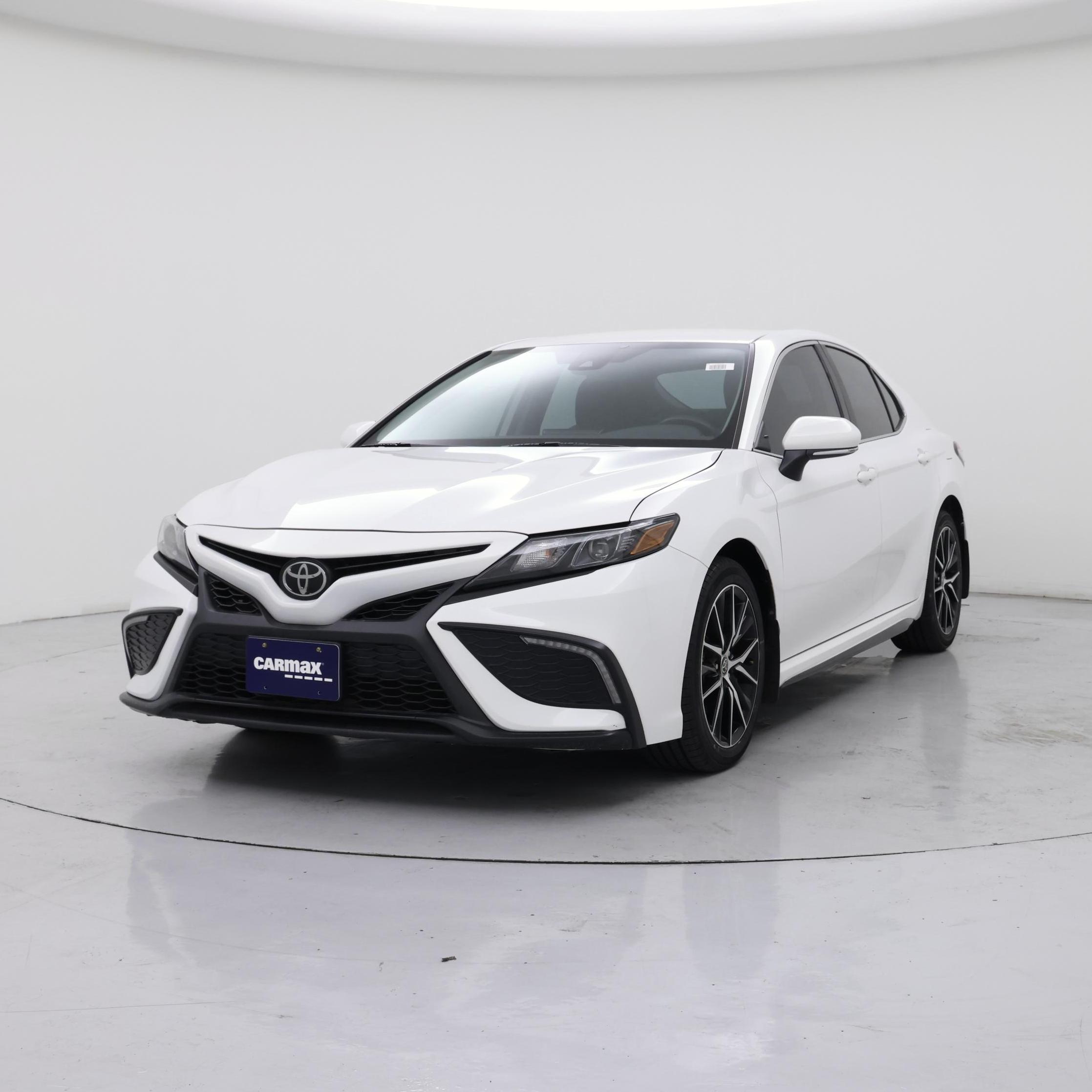 Thumbnail: 2023 Toyota Camry - 4