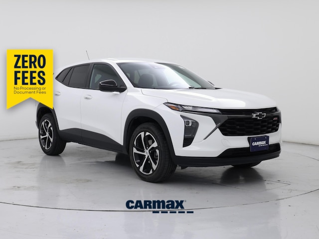 White 2024 Chevrolet Trax RS with 1RS FWD SUV / Crossover Front-Wheel Drive Automatic