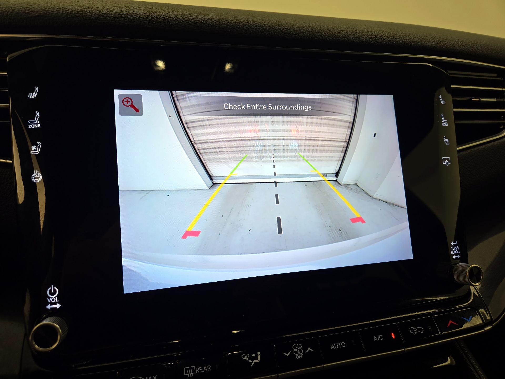 Thumbnail: 2024 Jeep Wagoneer - 15