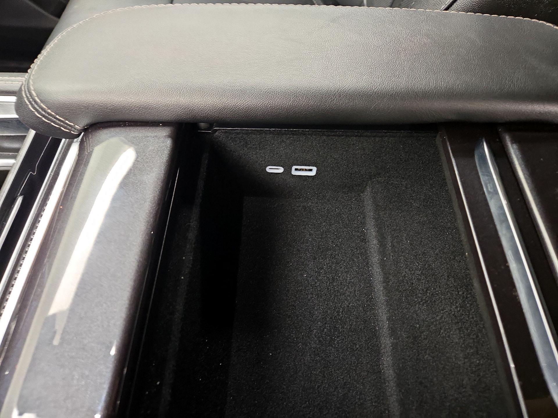 Thumbnail: 2024 Jeep Wagoneer - 19