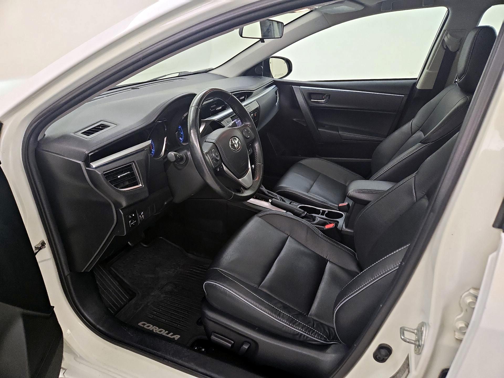 Thumbnail: 2015 Toyota Corolla - 11