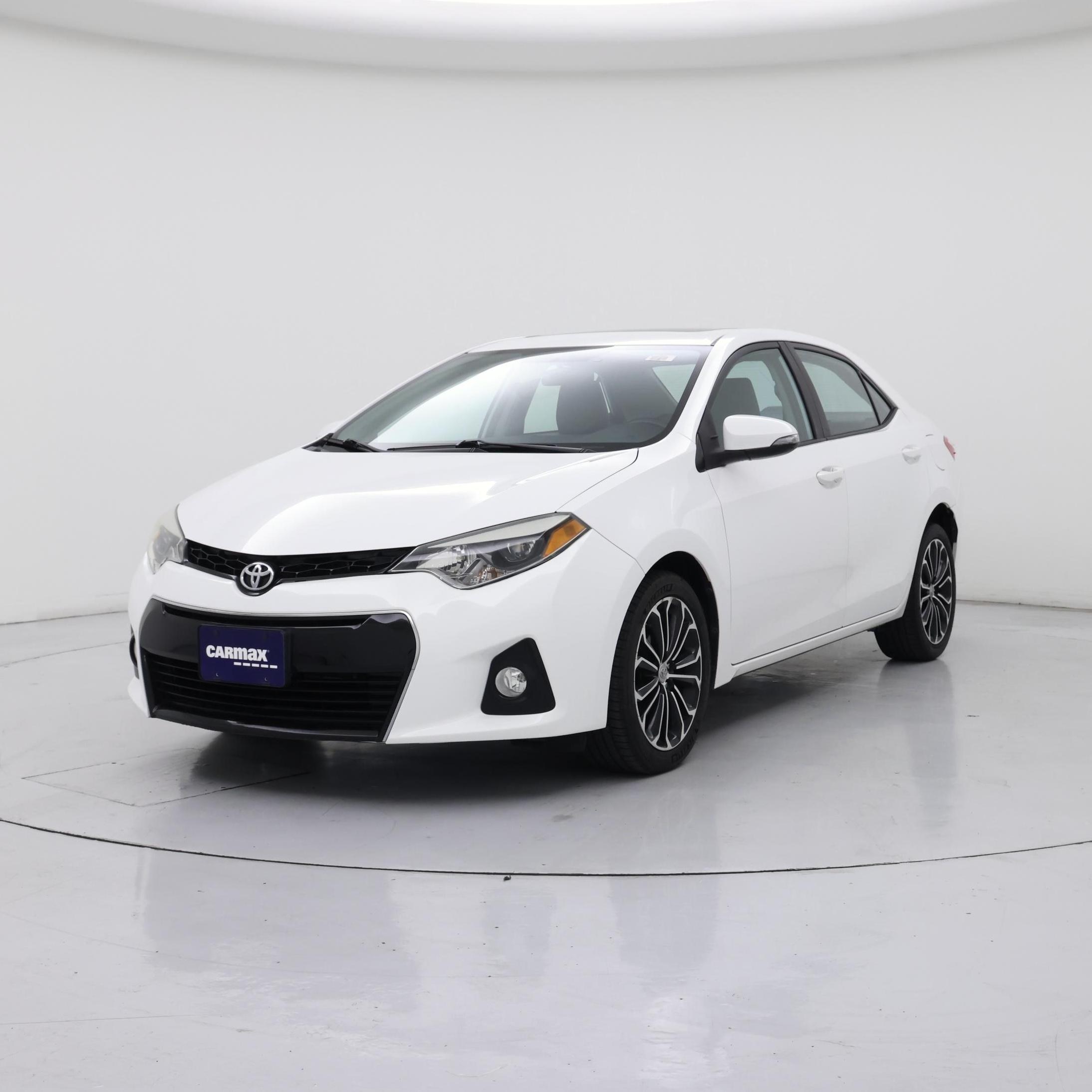 Thumbnail: 2015 Toyota Corolla - 4
