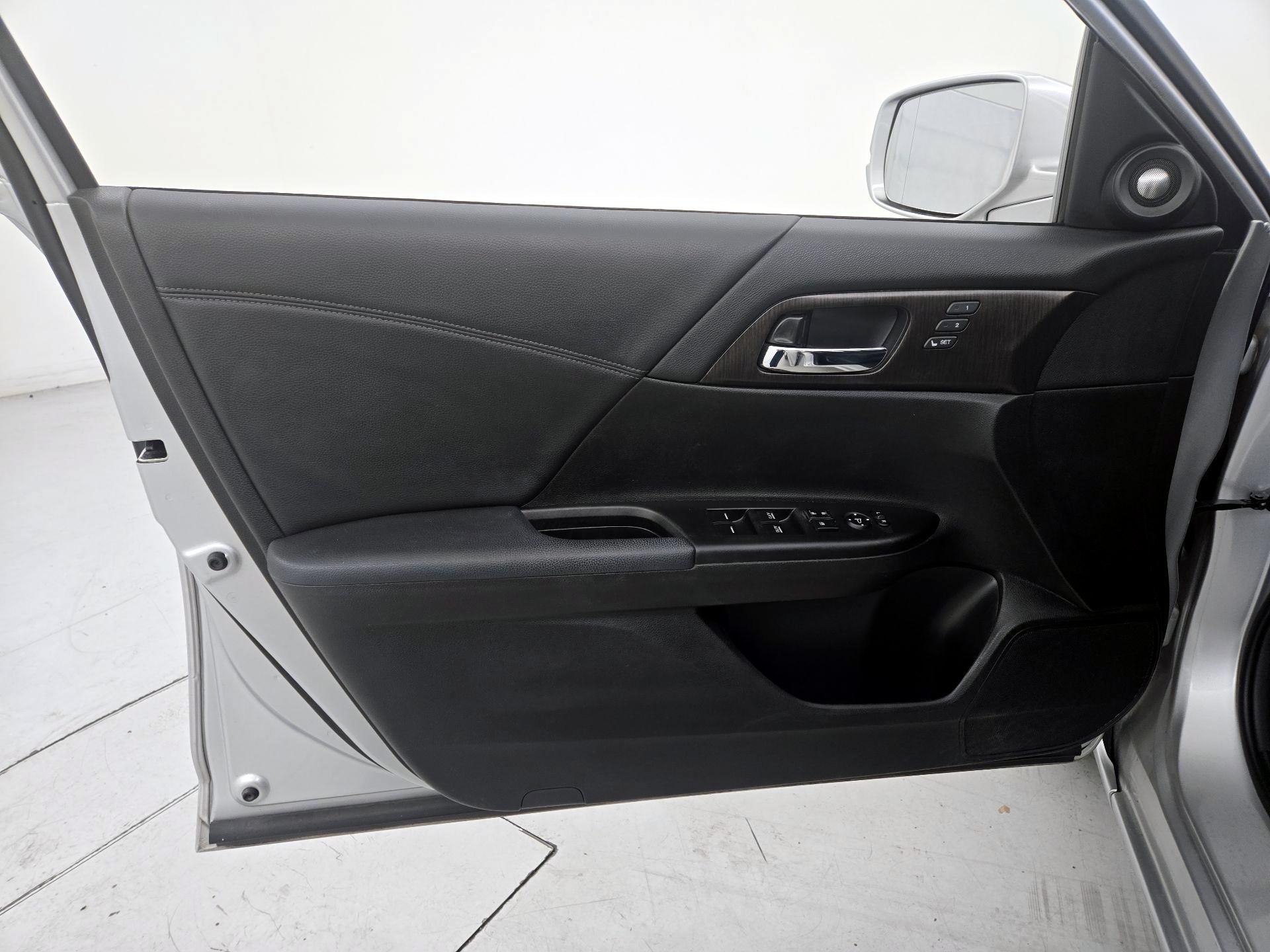 Thumbnail: 2014 Honda Accord - 12