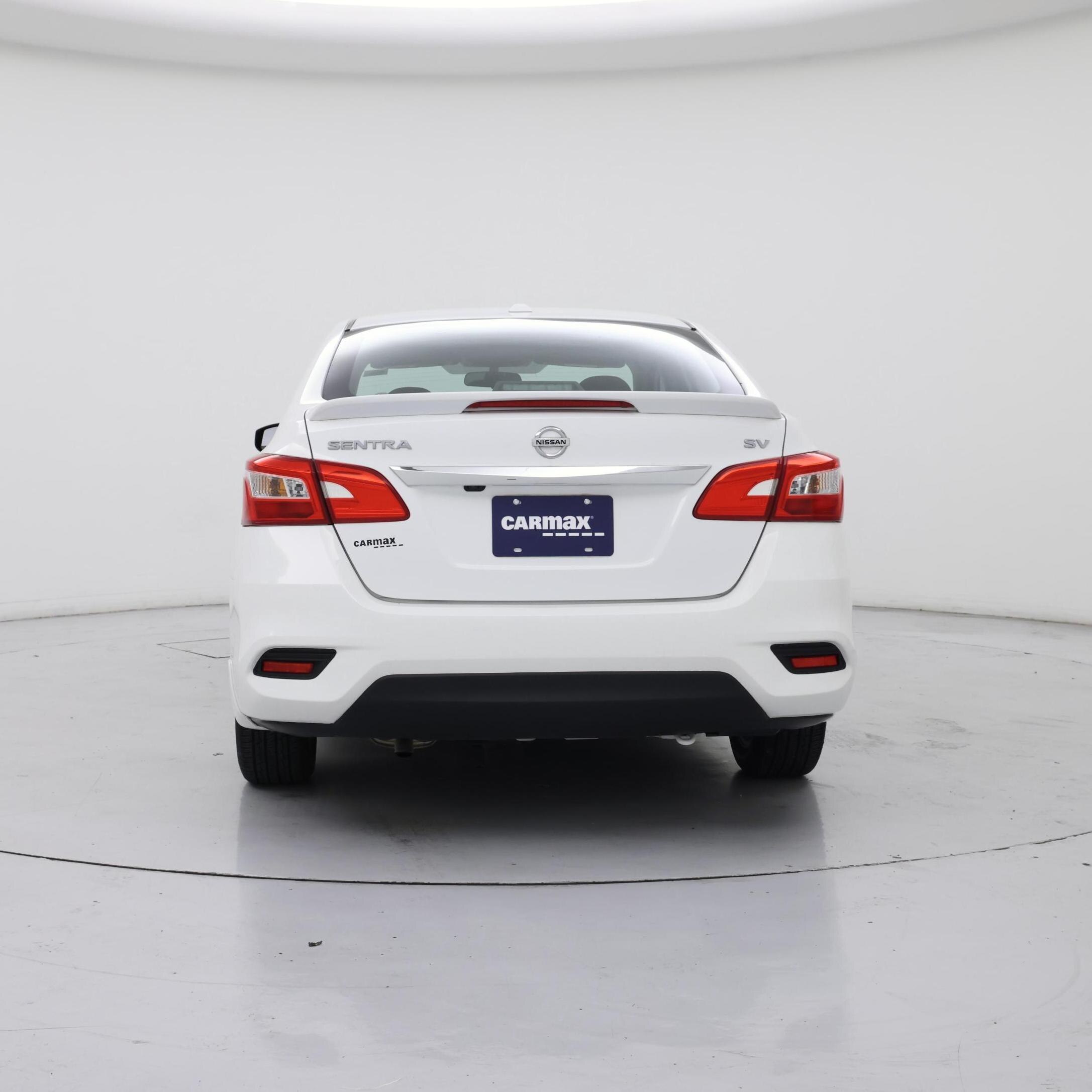 Thumbnail: 2016 Nissan Sentra - 6