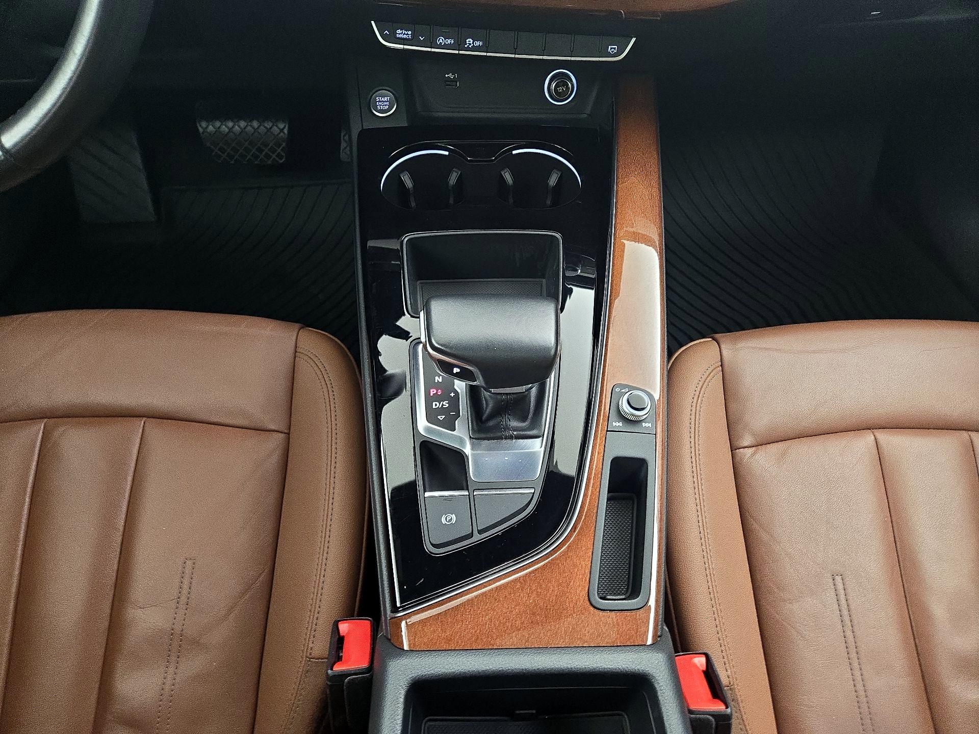 Thumbnail: 2020 Audi A4 - 17