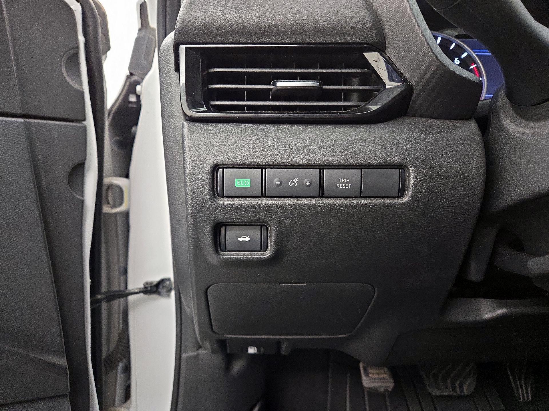 Thumbnail: 2021 Nissan Sentra - 13