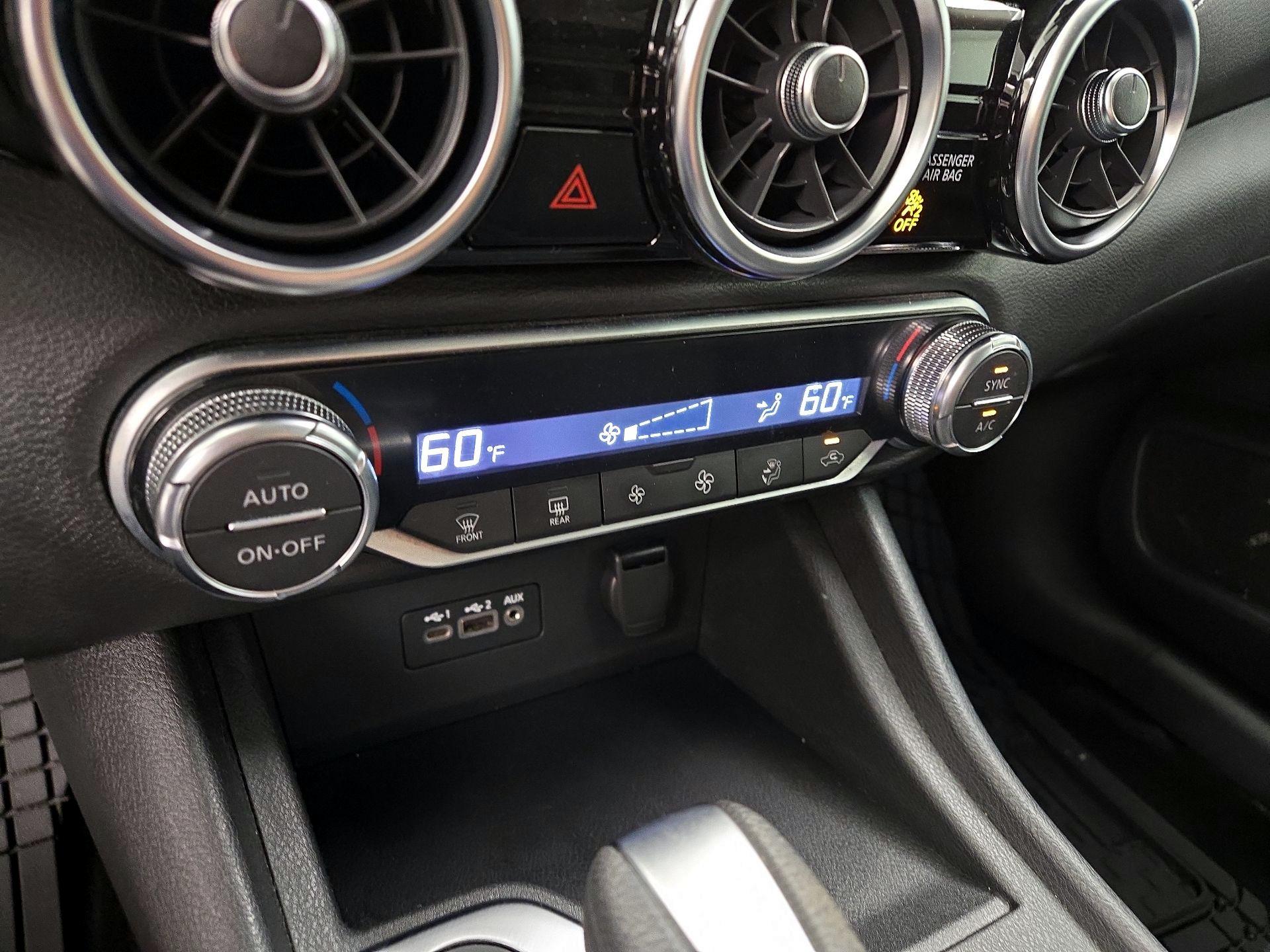 Thumbnail: 2021 Nissan Sentra - 16