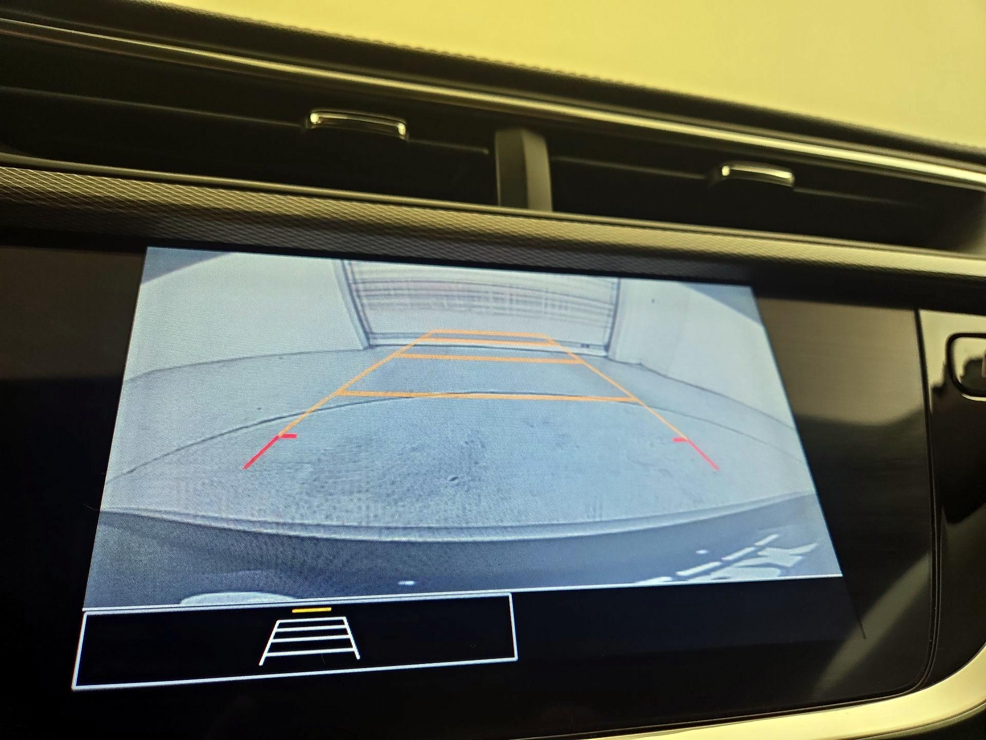 Thumbnail: 2020 Buick Encore GX - 14