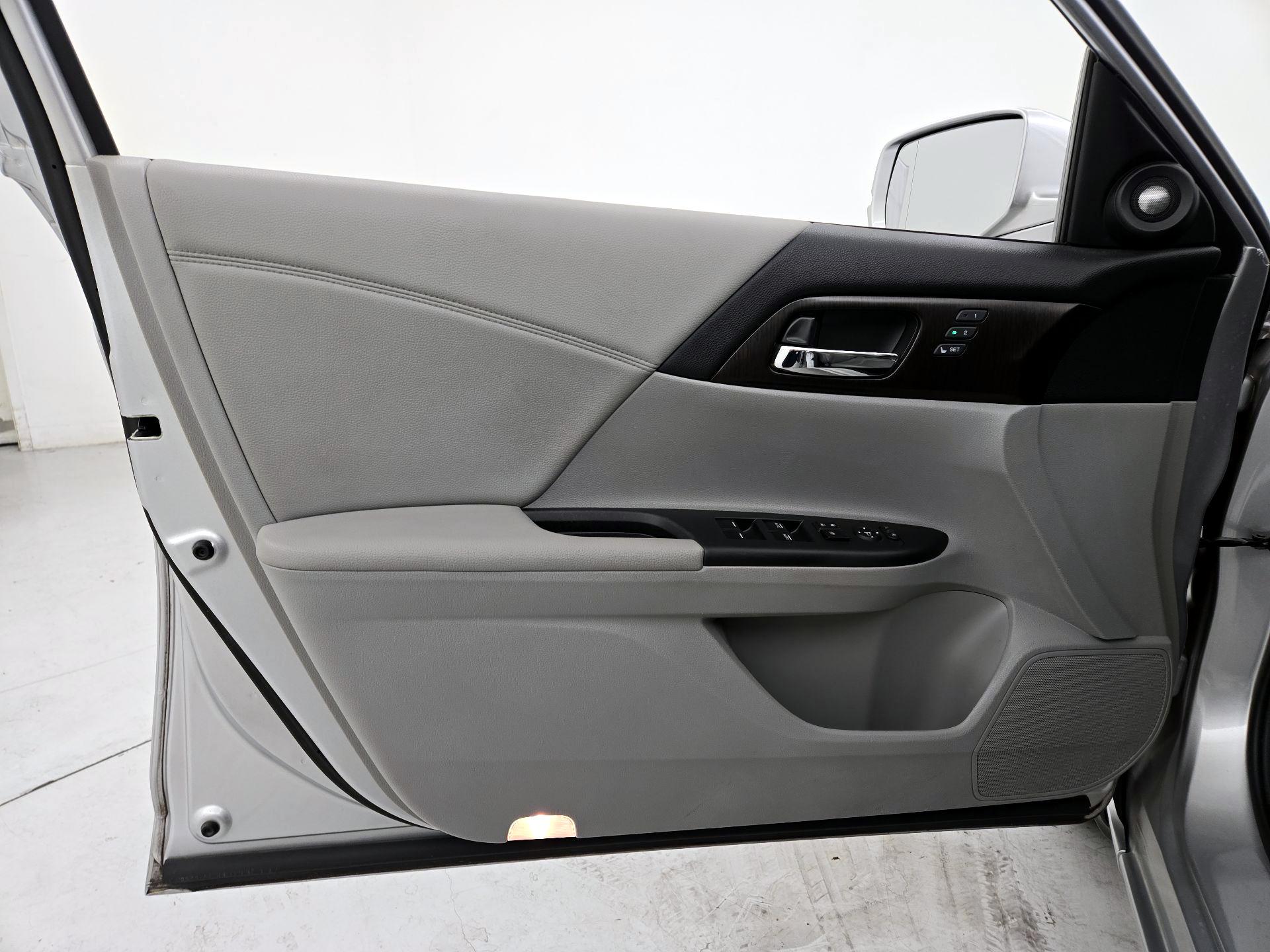 Thumbnail: 2014 Honda Accord - 12