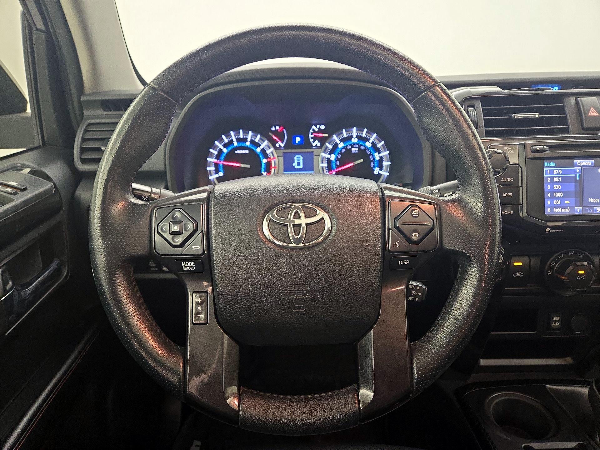 Thumbnail: 2019 Toyota 4Runner - 10