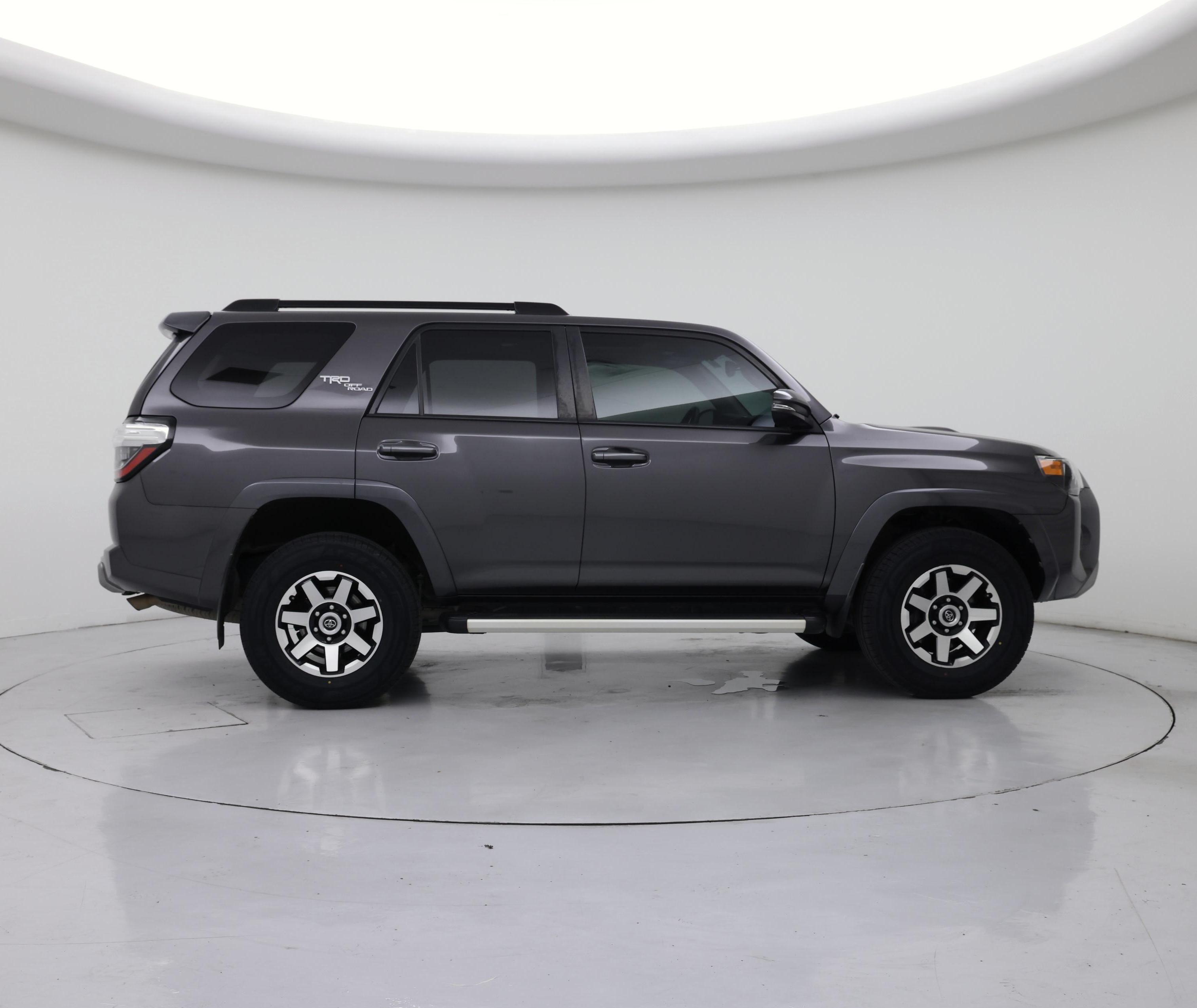 Thumbnail: 2019 Toyota 4Runner - 7