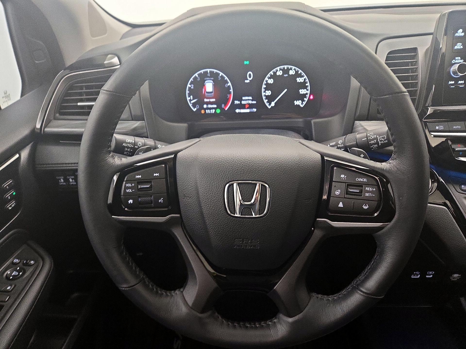 Thumbnail: 2025 Honda Odyssey - 10