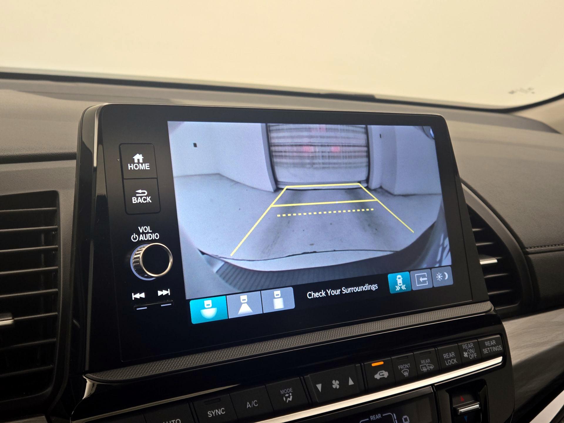 Thumbnail: 2025 Honda Odyssey - 15