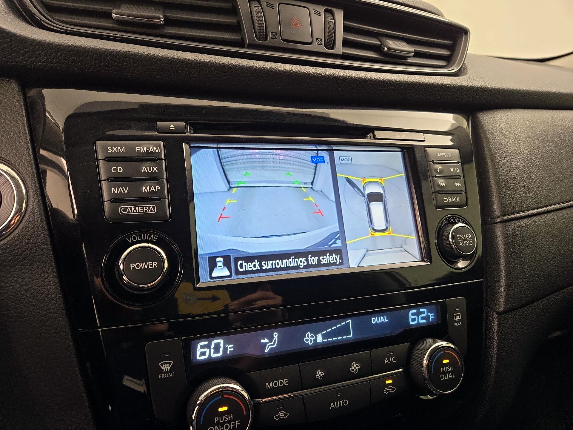 Thumbnail: 2017 Nissan Rogue - 14