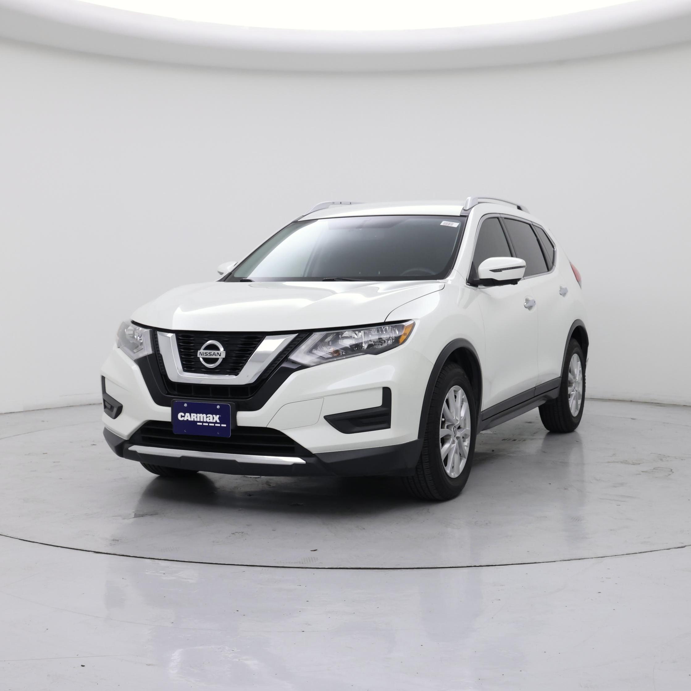 Thumbnail: 2017 Nissan Rogue - 4