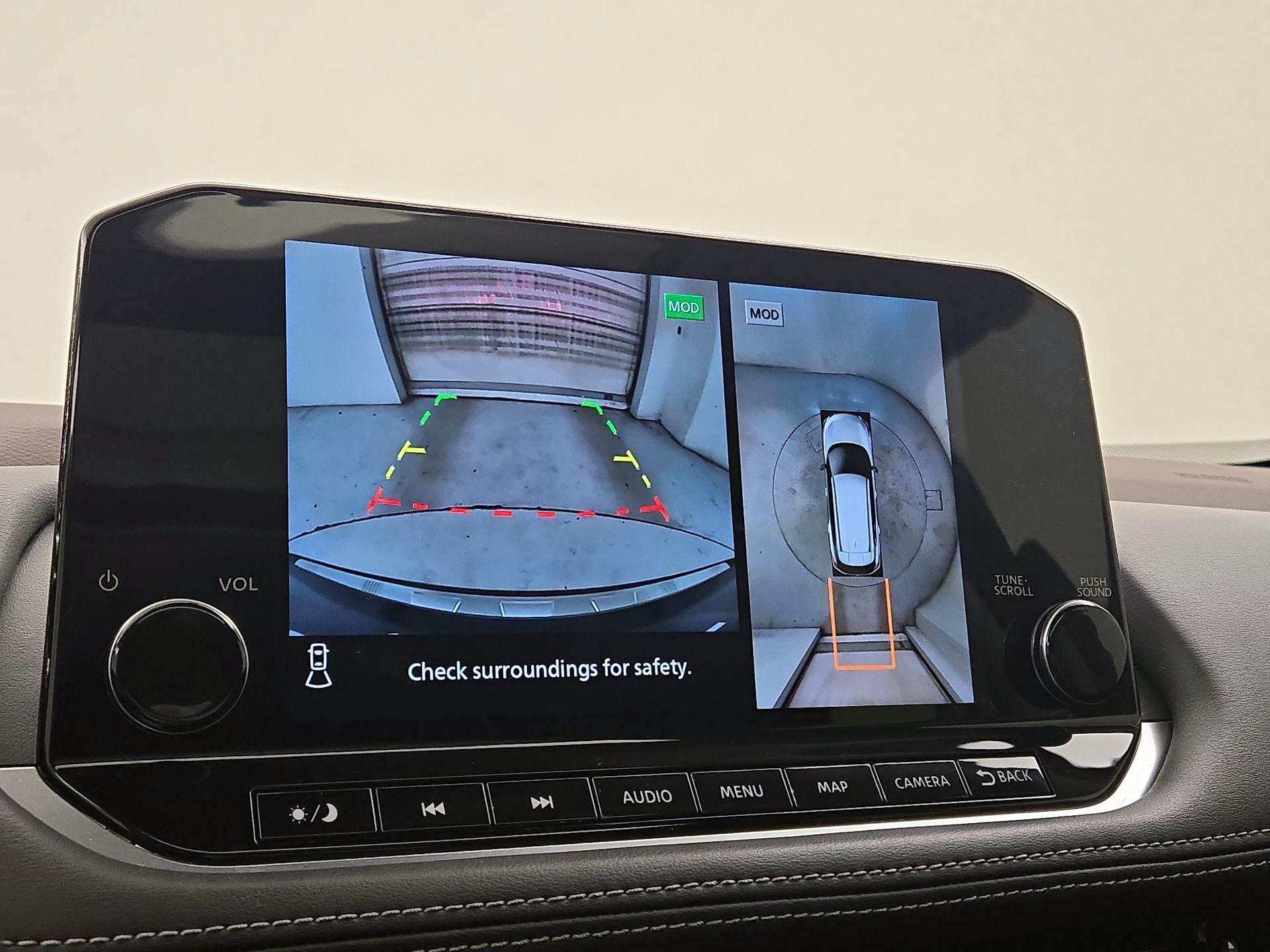 Thumbnail: 2023 Nissan Rogue - 15