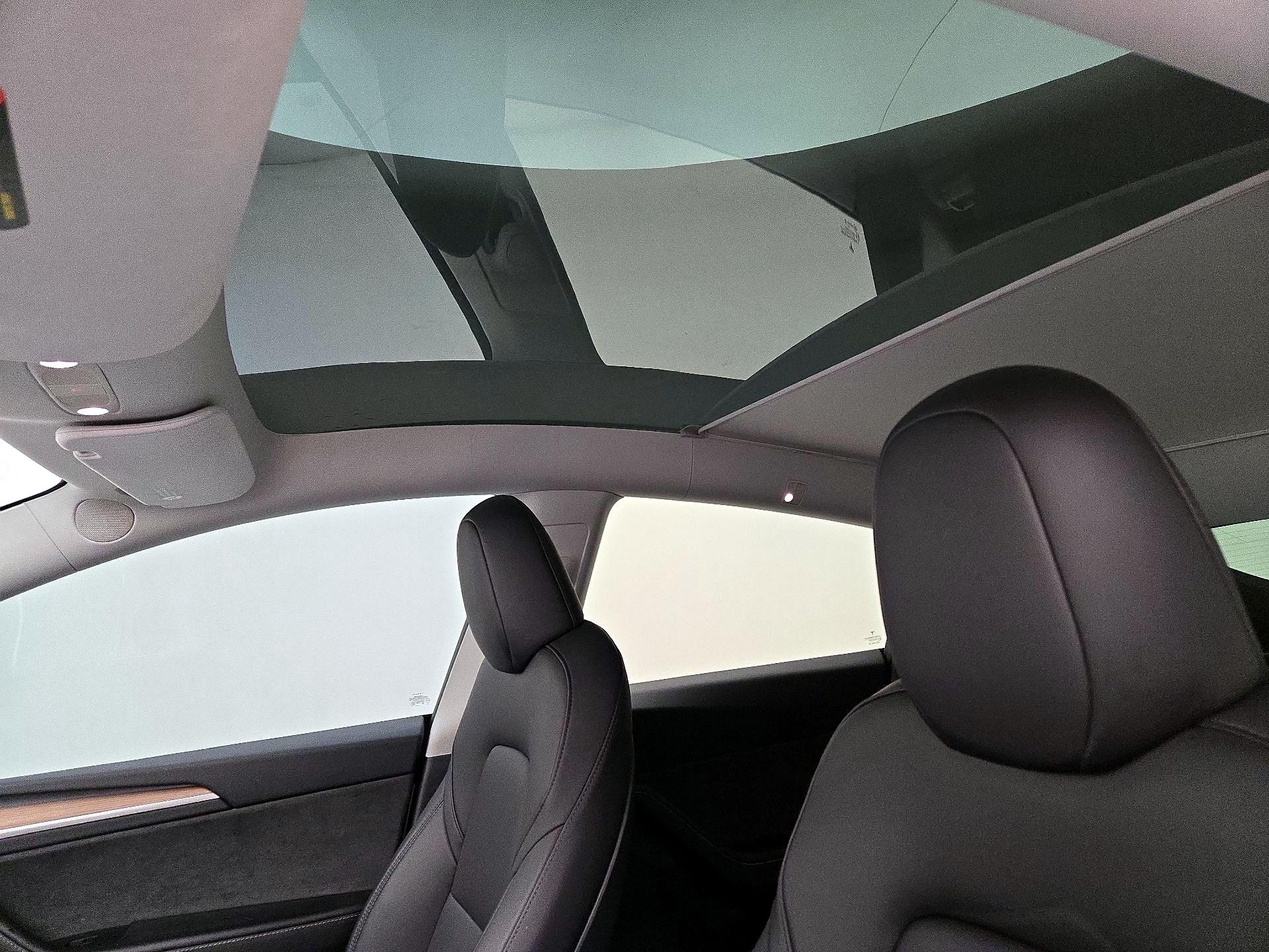 Thumbnail: 2025 Tesla Model Y - 19