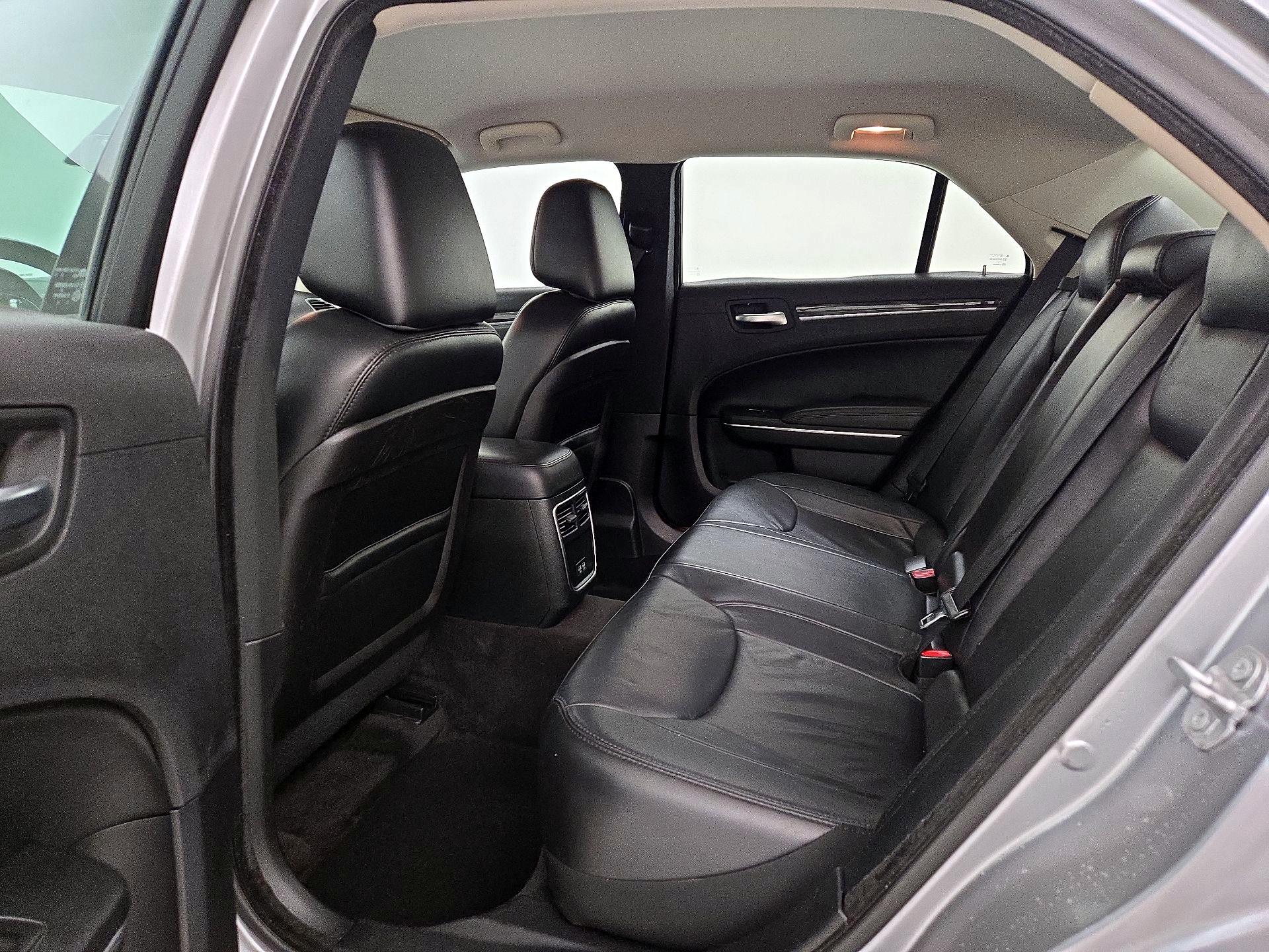 Thumbnail: 2016 Chrysler 300 - 19