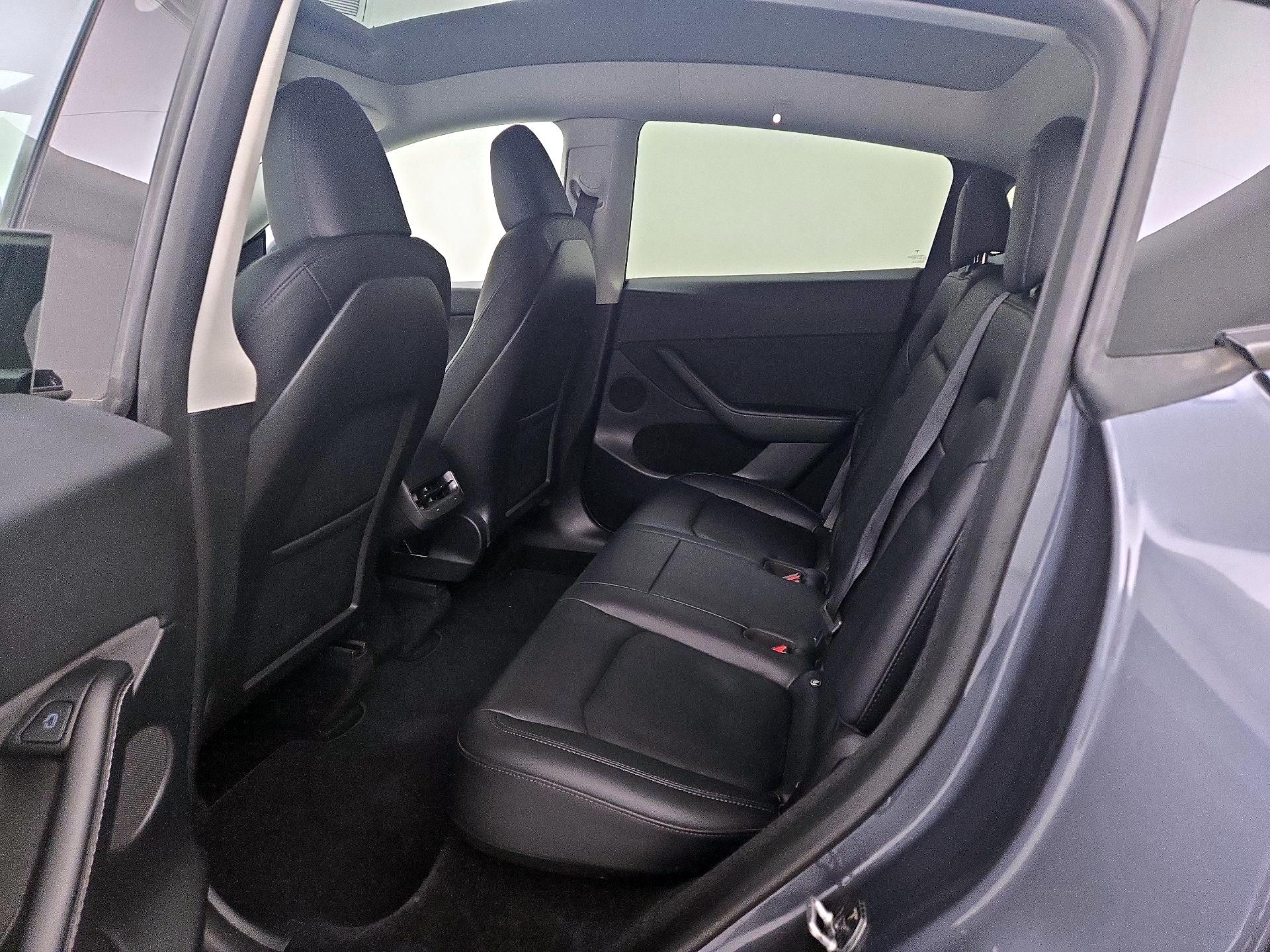 Thumbnail: 2023 Tesla Model Y - 19