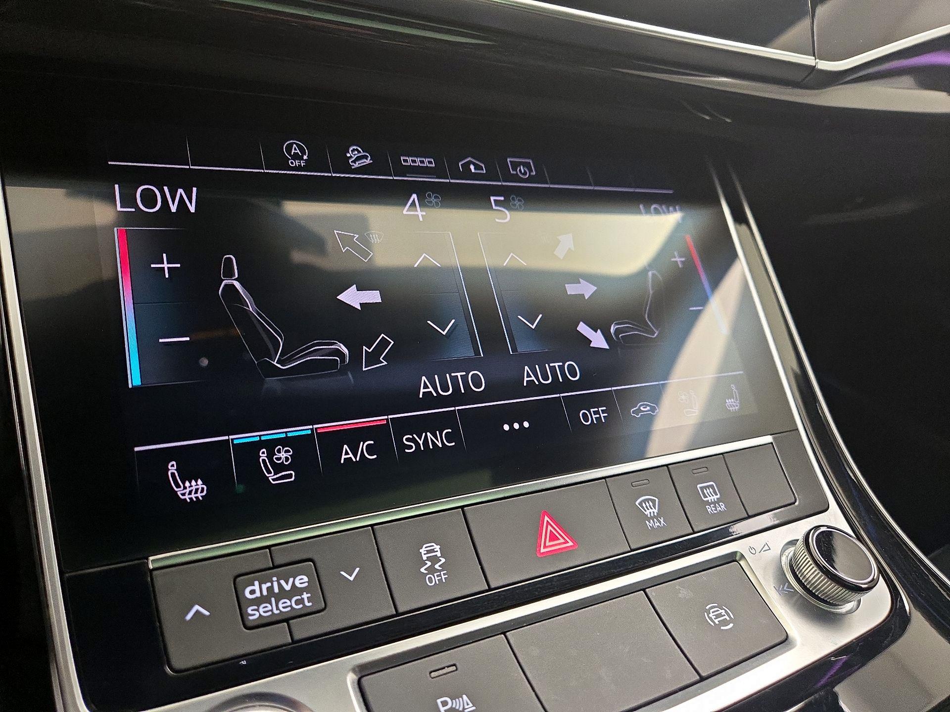 Thumbnail: 2023 Audi Q7 - 17