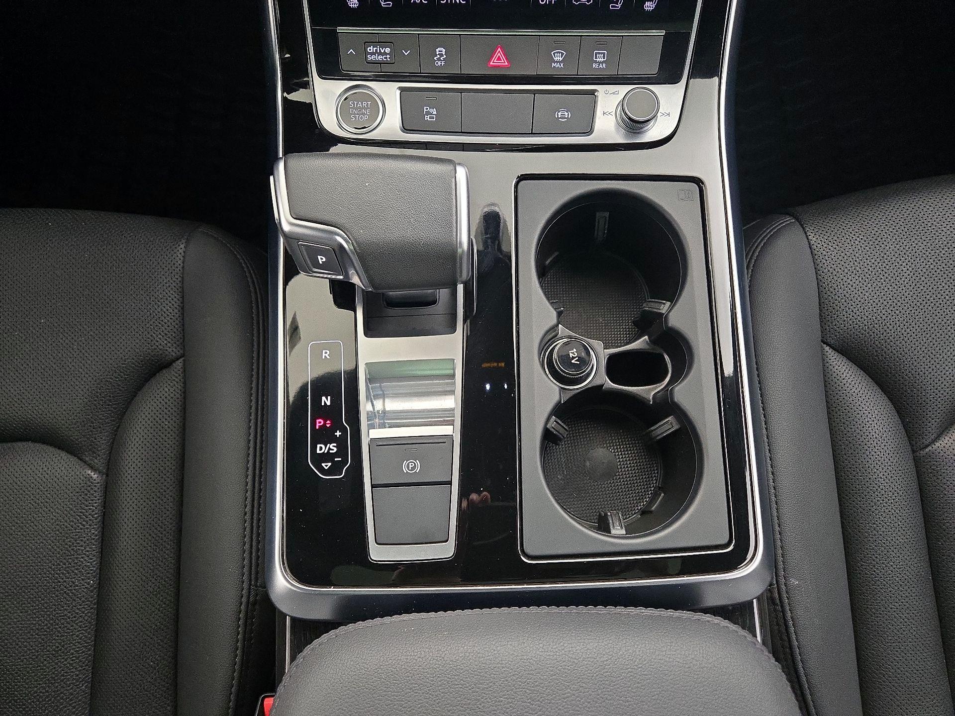 Thumbnail: 2023 Audi Q7 - 18