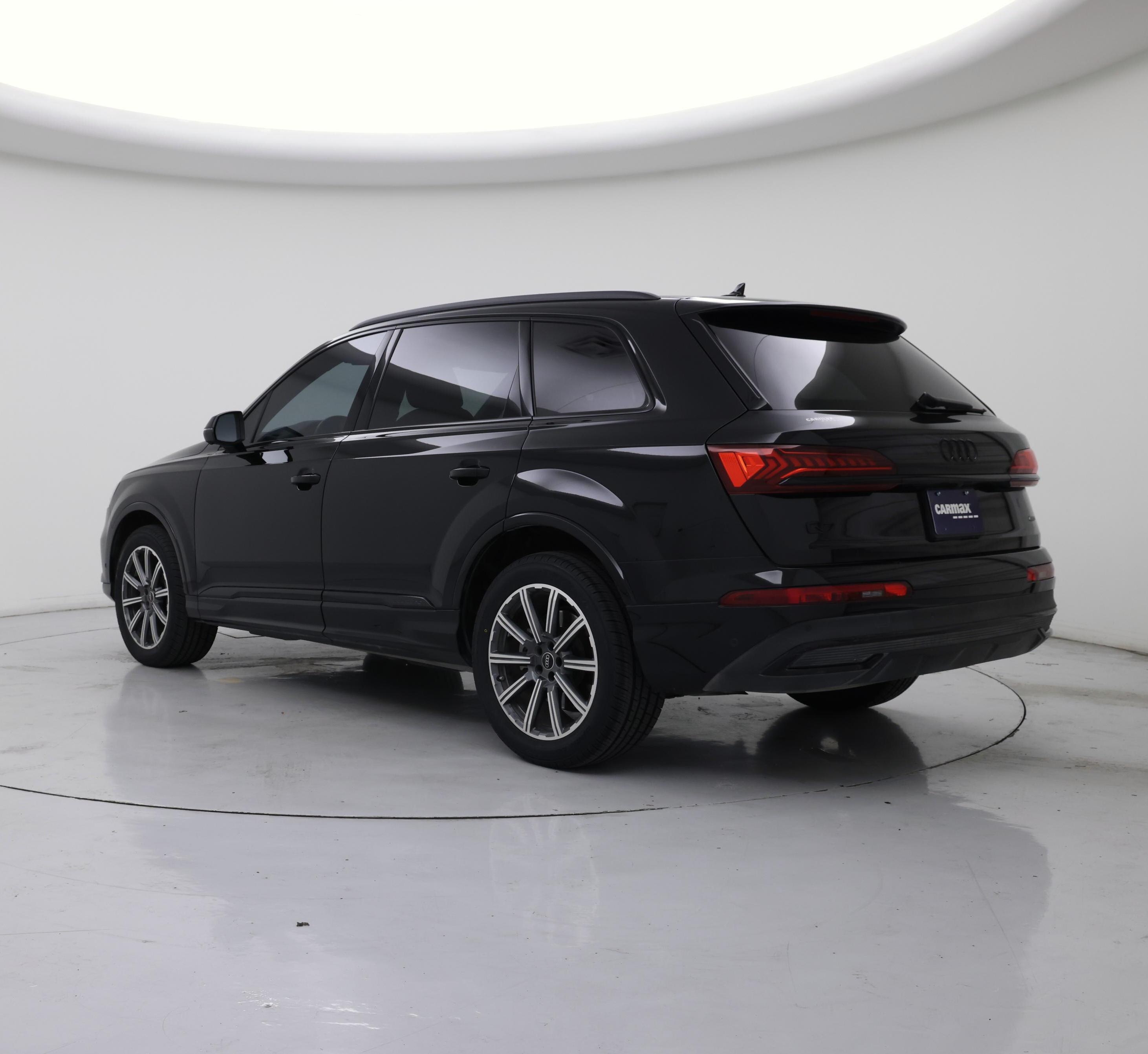 Thumbnail: 2023 Audi Q7 - 2