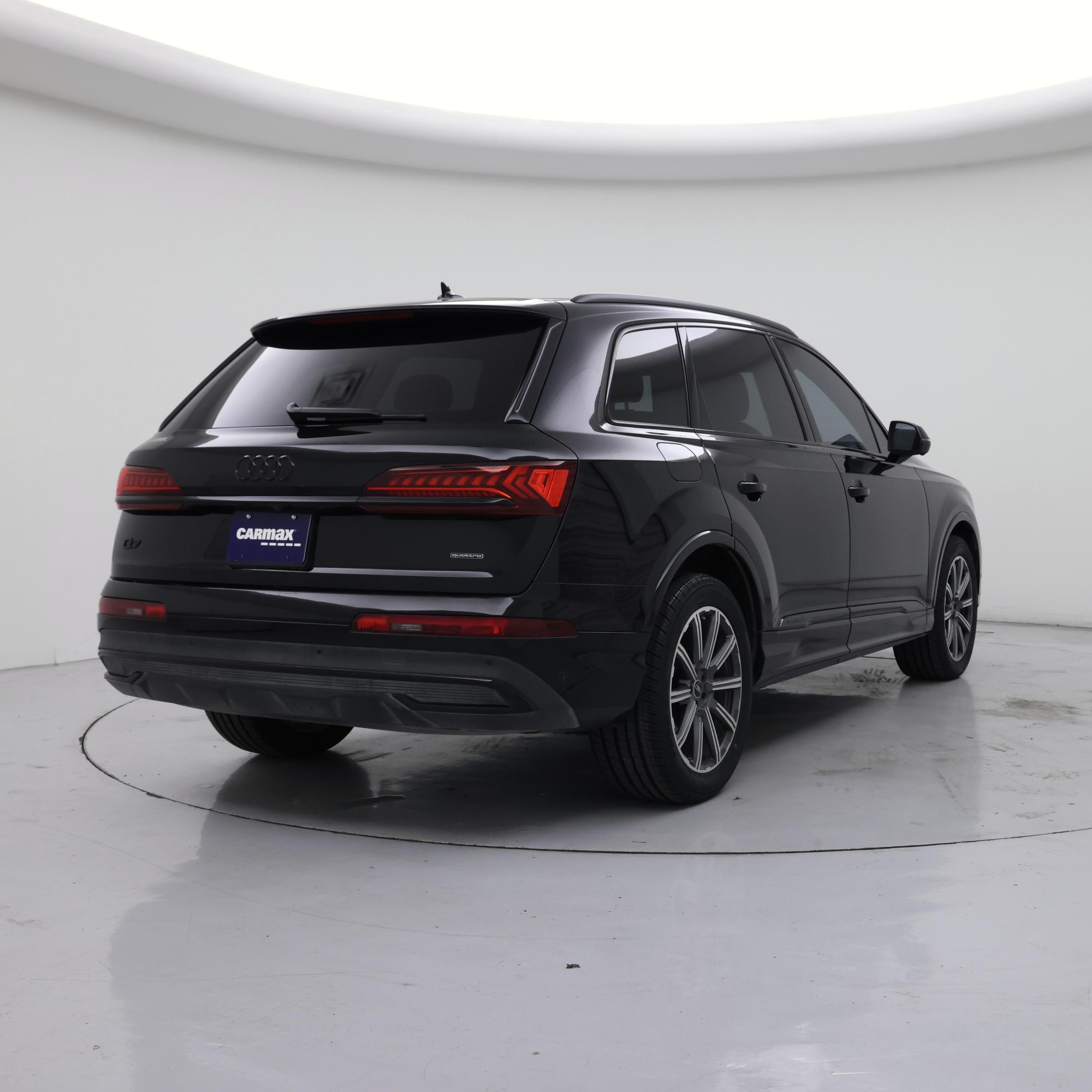 Thumbnail: 2023 Audi Q7 - 8