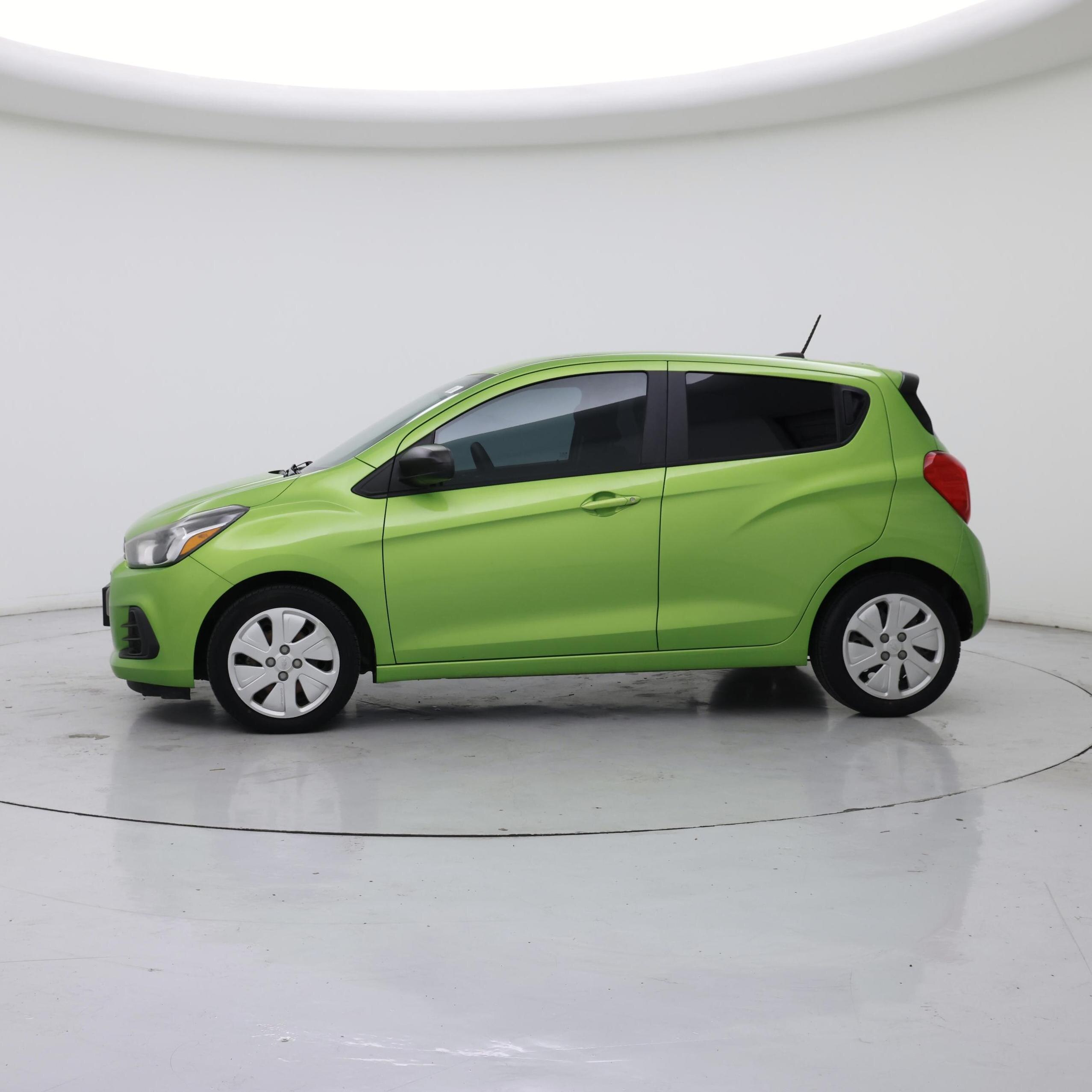 Thumbnail: 2016 Chevrolet Spark - 3