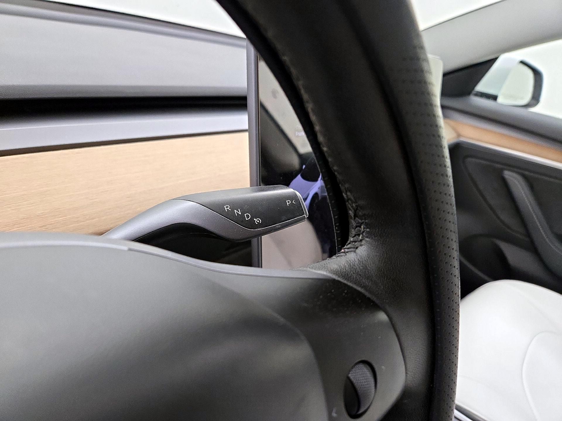 Thumbnail: 2021 Tesla Model 3 - 17