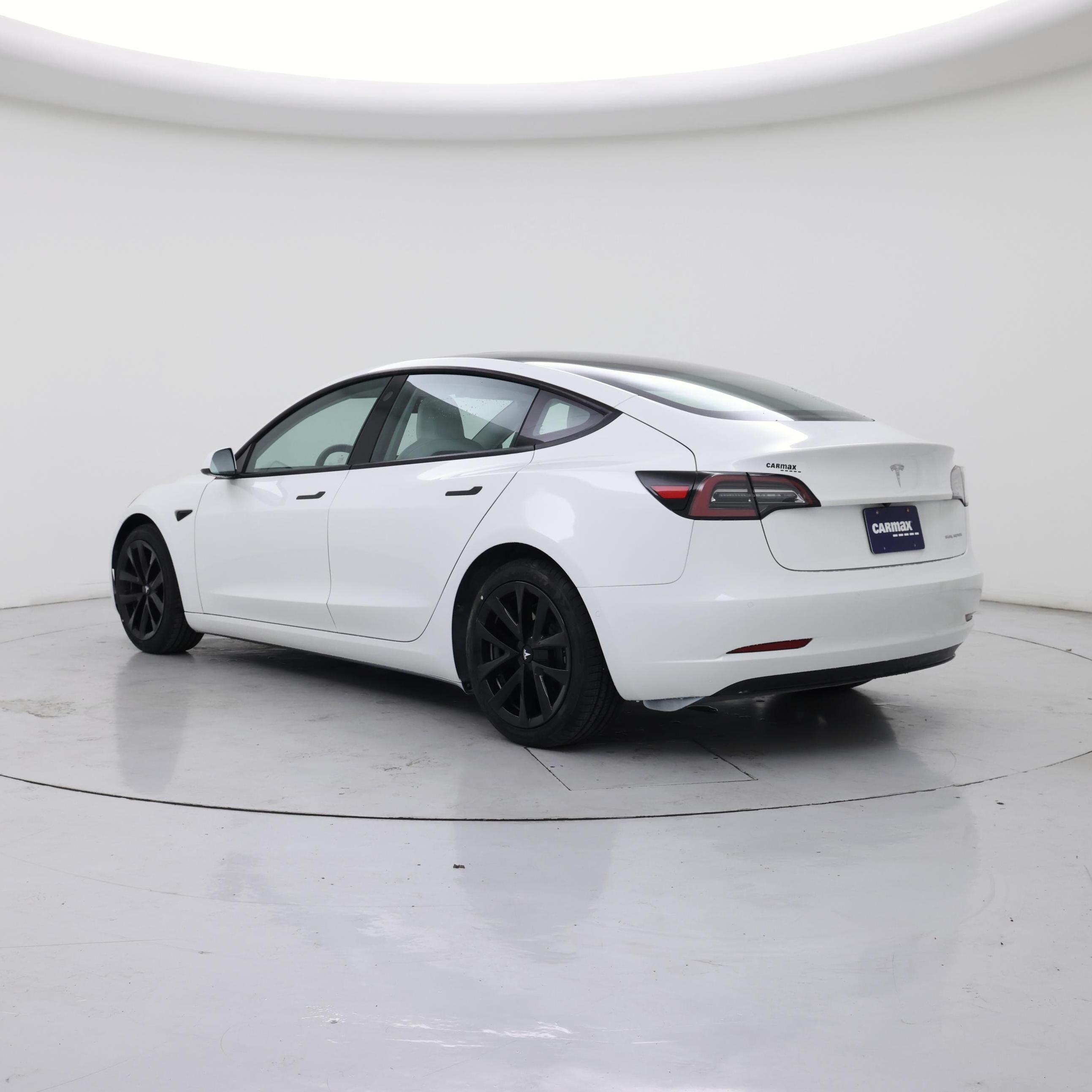 Thumbnail: 2021 Tesla Model 3 - 2