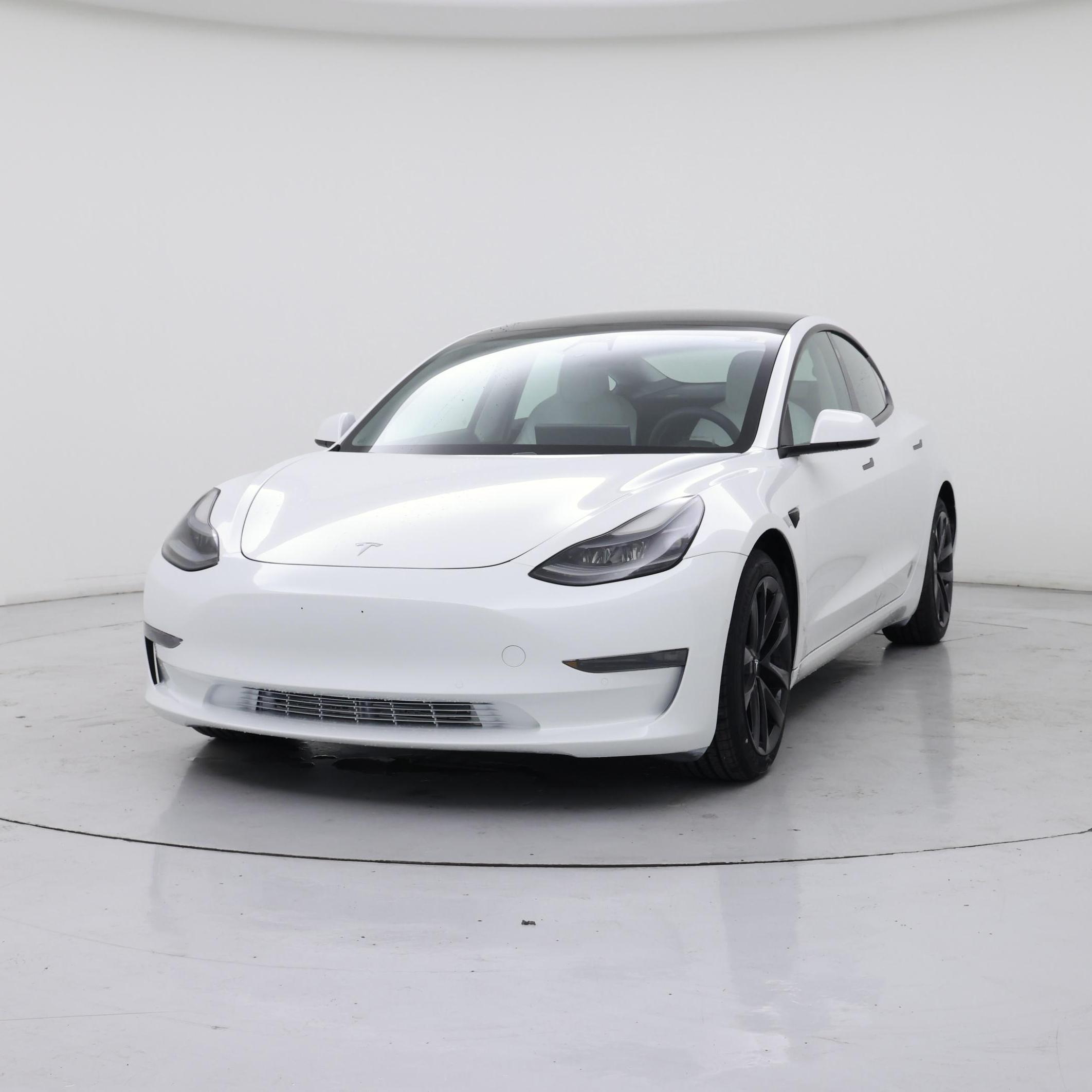 Thumbnail: 2021 Tesla Model 3 - 4