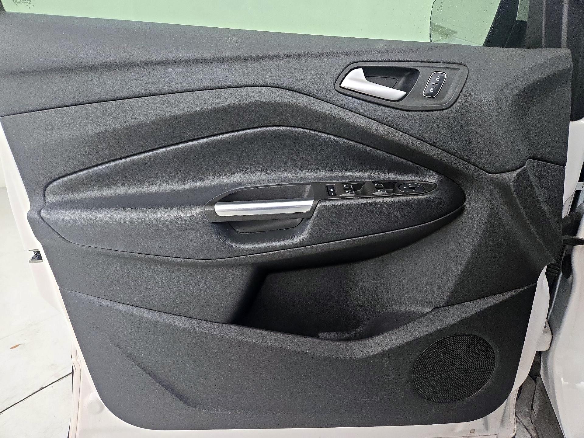 Thumbnail: 2019 Ford Escape - 12