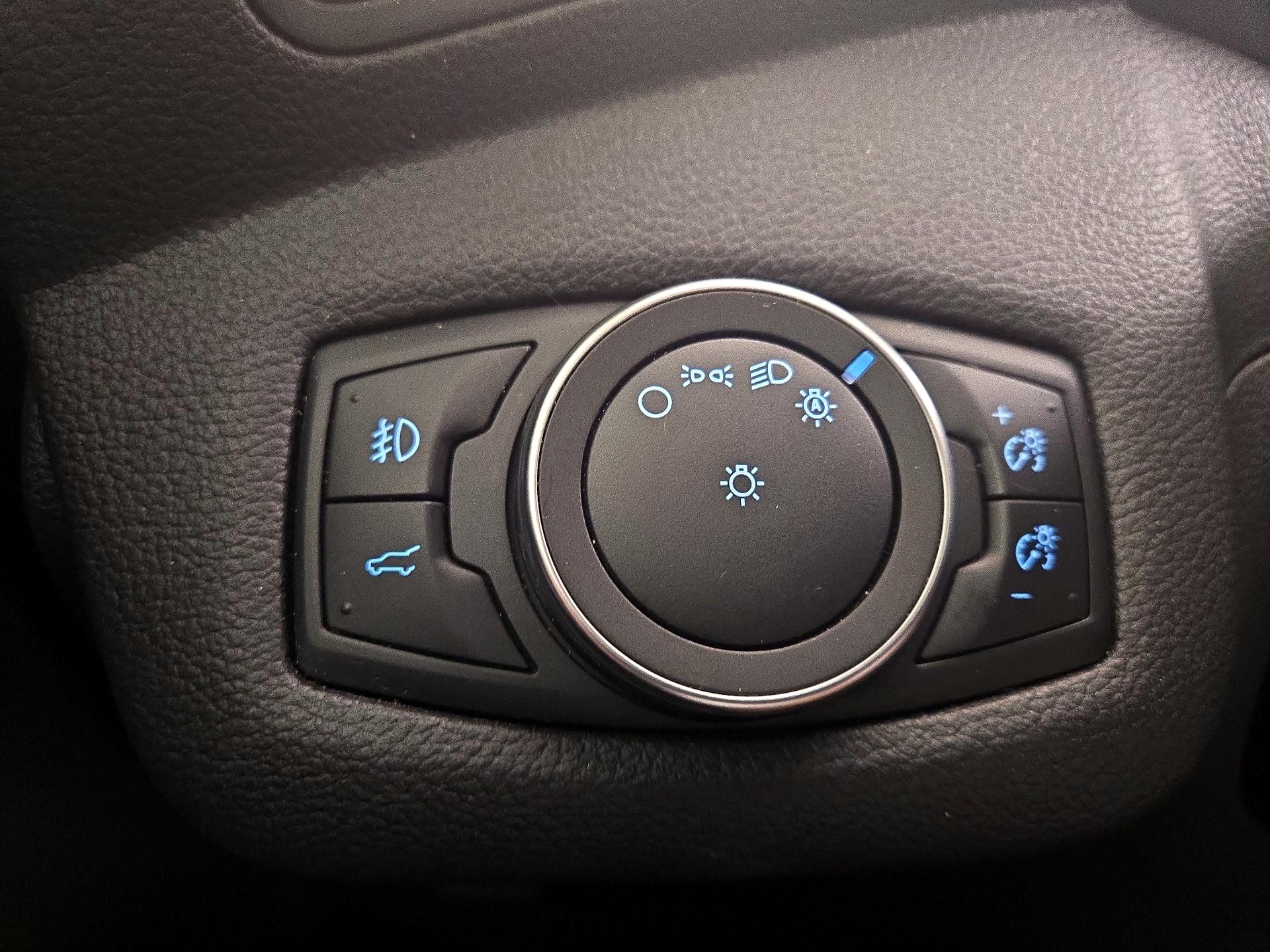 Thumbnail: 2019 Ford Escape - 13