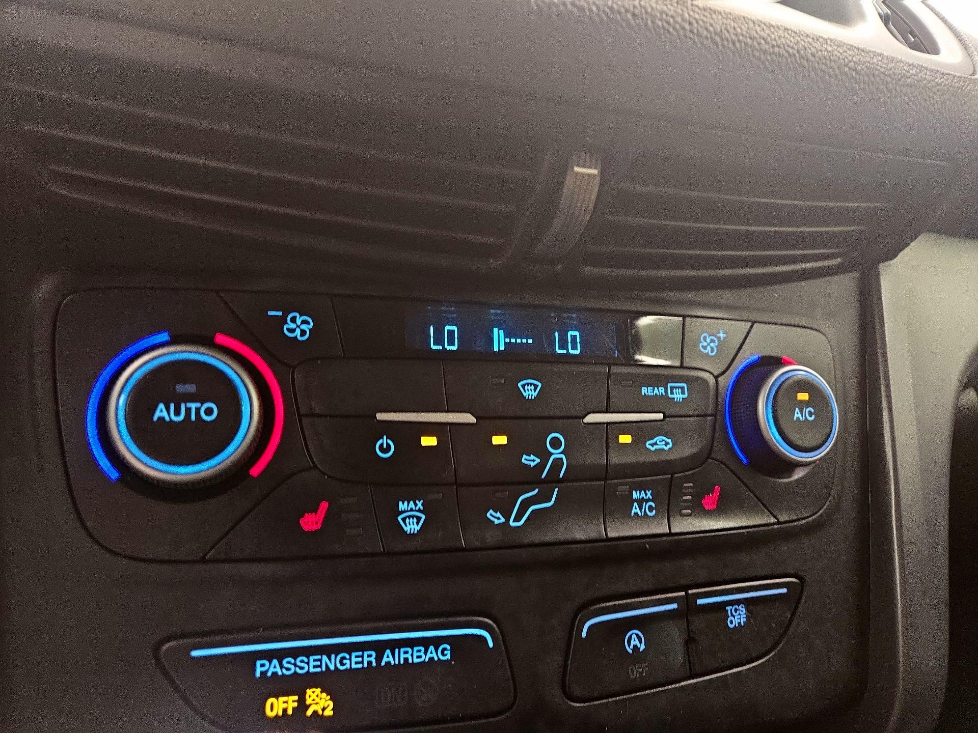 Thumbnail: 2019 Ford Escape - 16